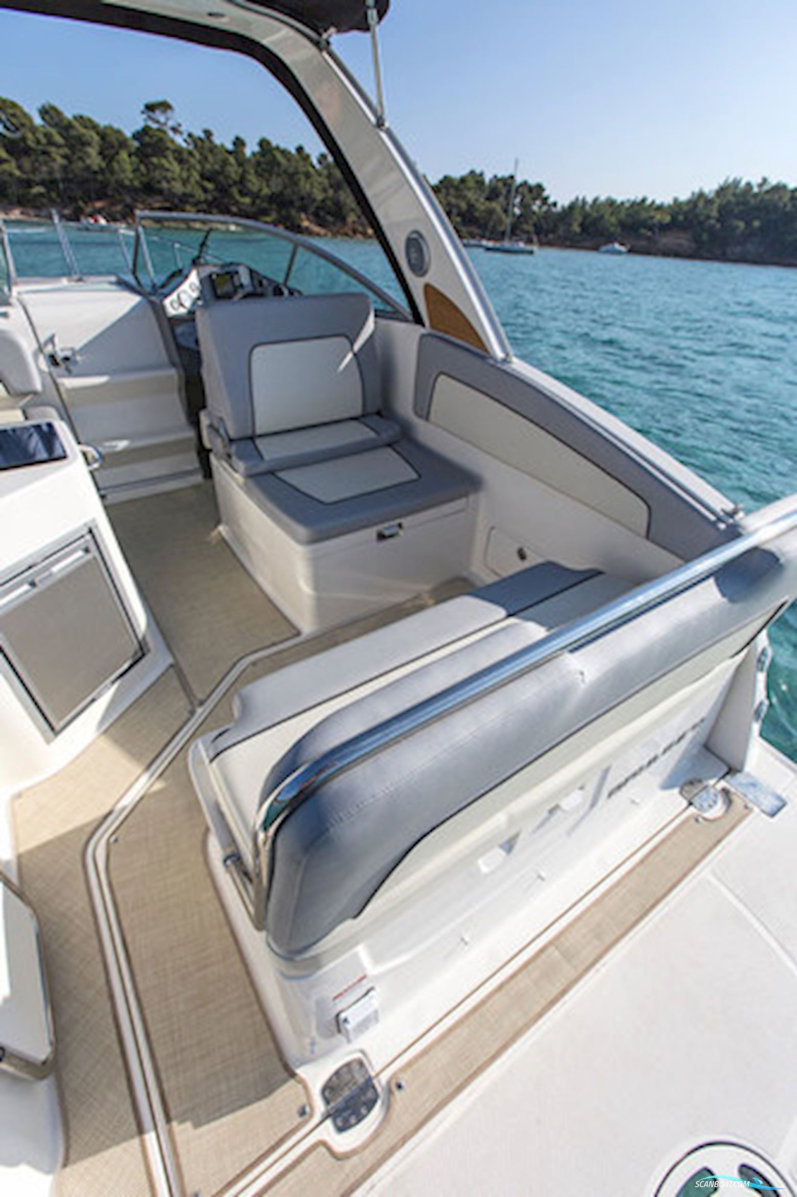 Bayliner Ciera 8 med Mercruiser sterndrive