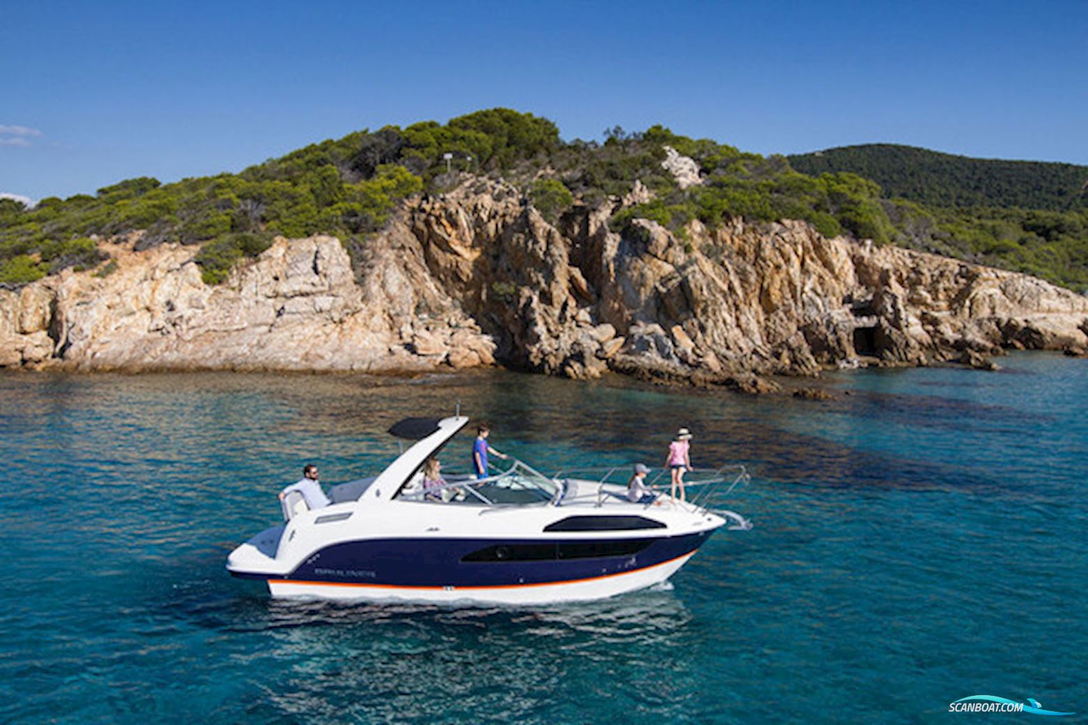 Bayliner Ciera 8 med Mercruiser sterndrive