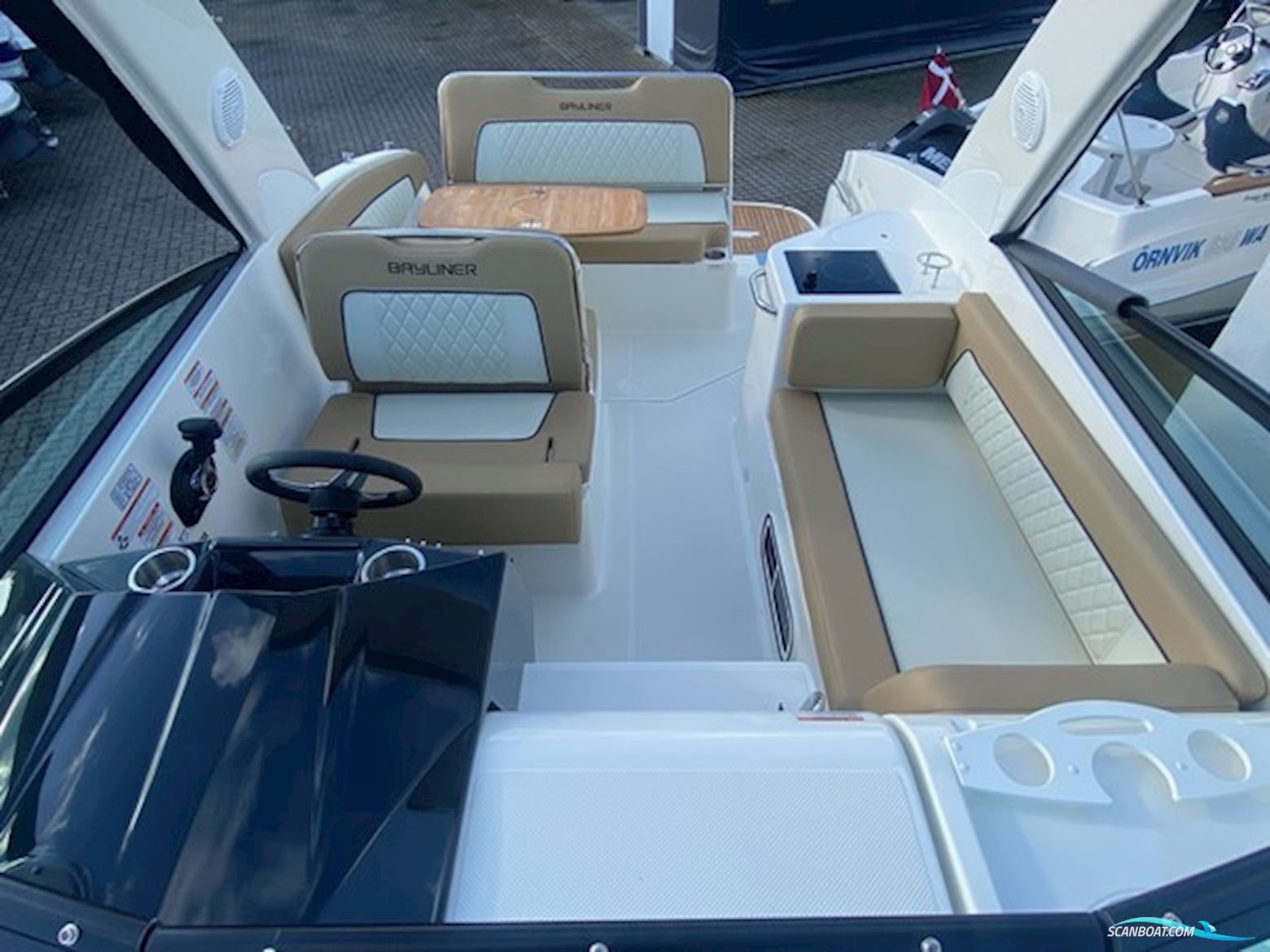 Bayliner Ciera 8, MerCruiser 6.2L 350 HK V8...SOLGT