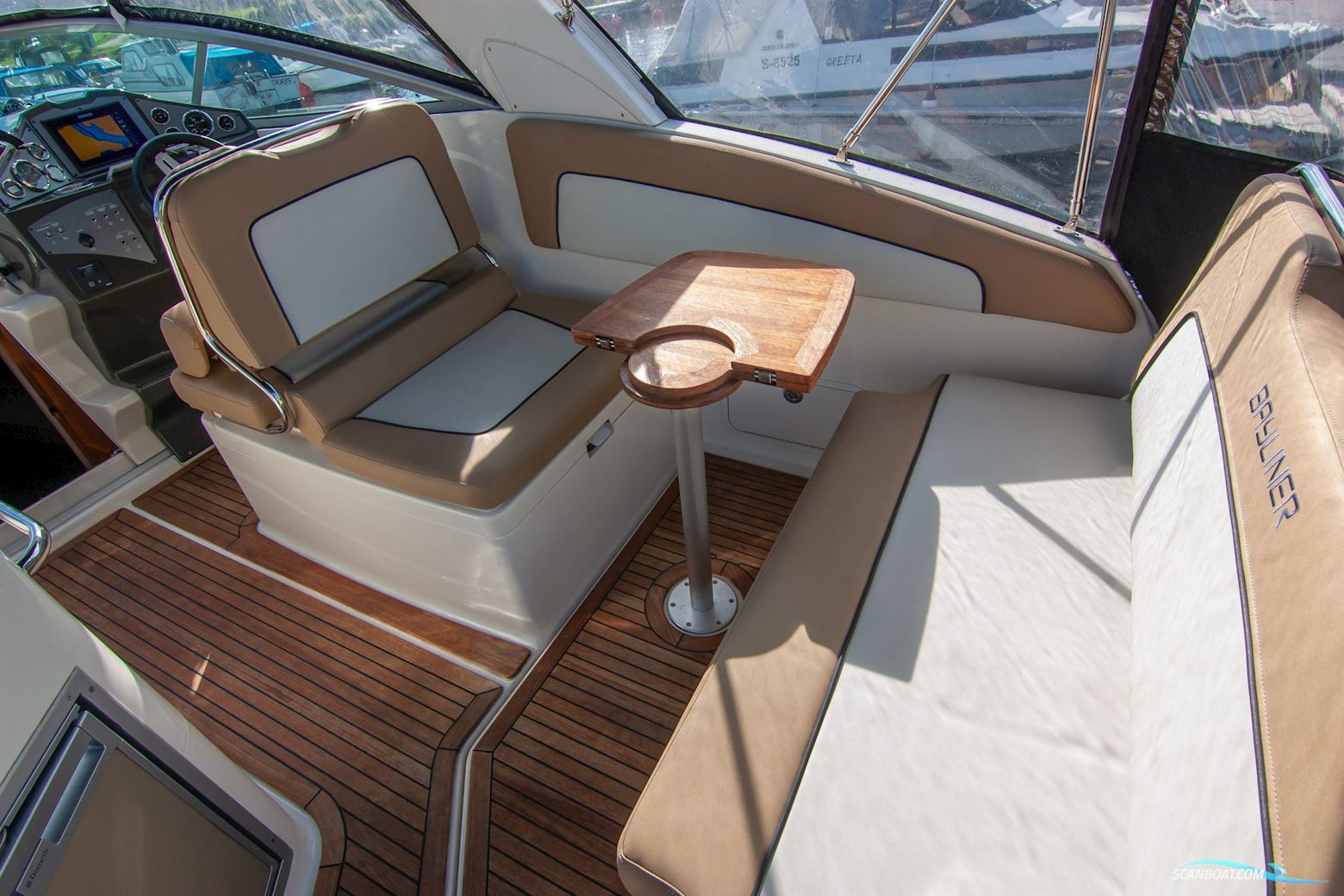 Bayliner Ciera 8