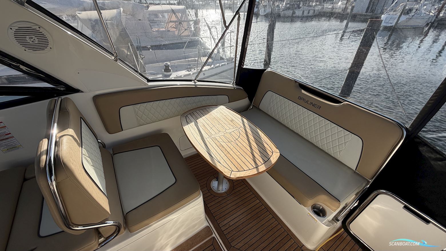 Bayliner Ciera 8