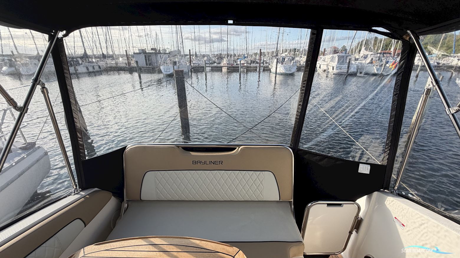 Bayliner Ciera 8