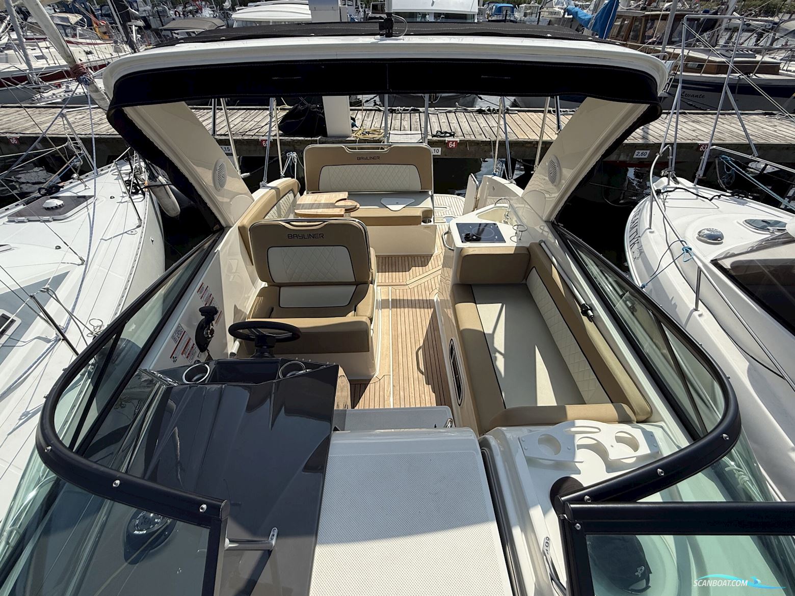 Bayliner Ciera 8, Som ny, Med Havneplads I Gilleleje