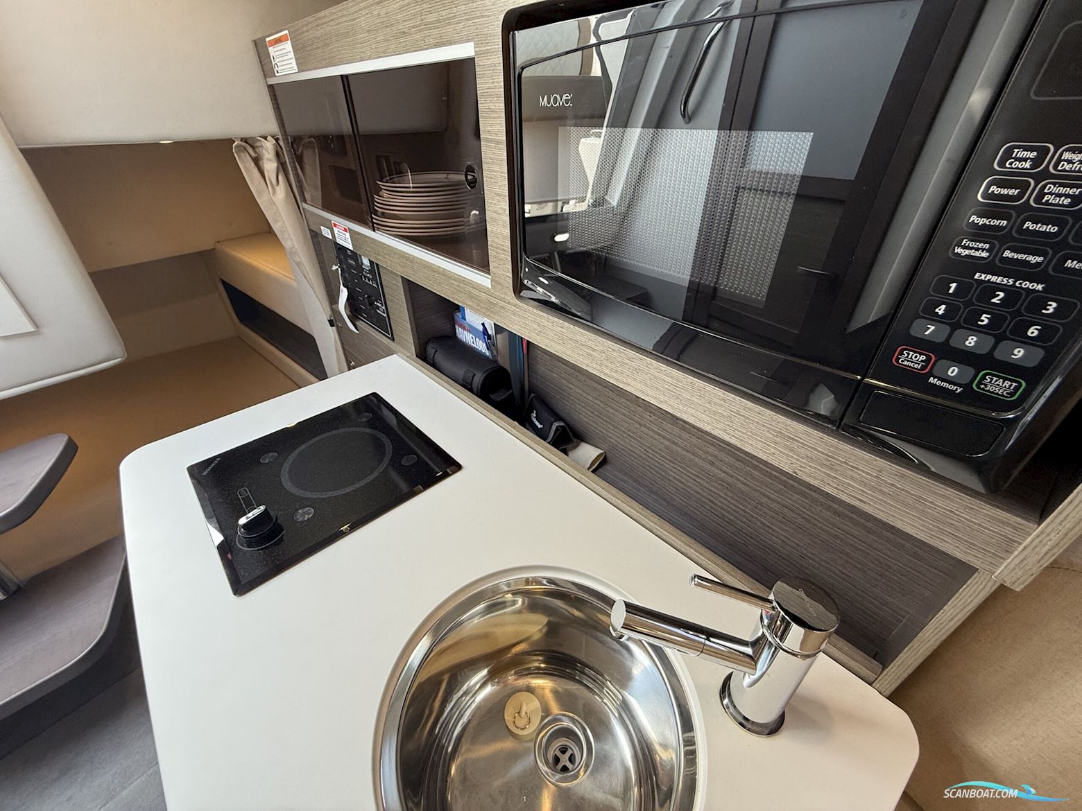 Bayliner Ciera 8, Som ny, Med Havneplads I Gilleleje