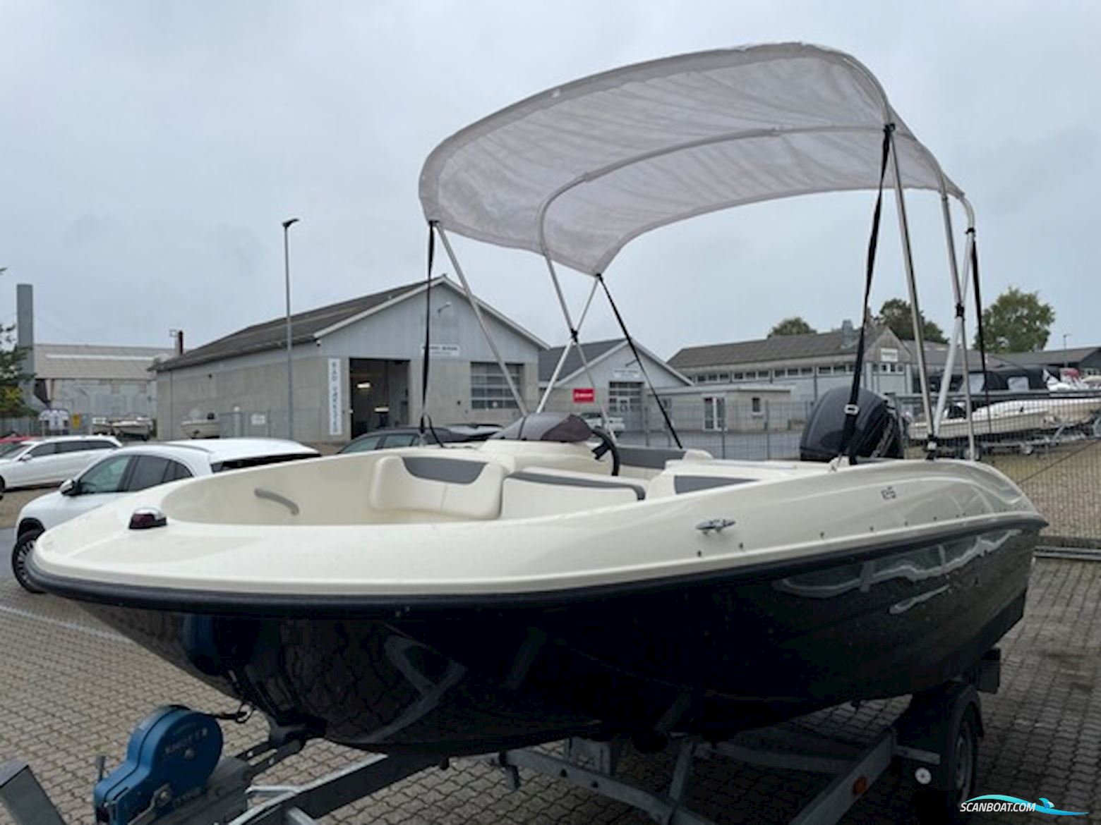 Bayliner E5 Element Med Mercury F80 Elpt Efi og Variant Ocean 1350 kg Trailer