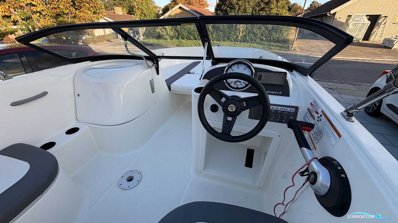 Bayliner E5 Element
