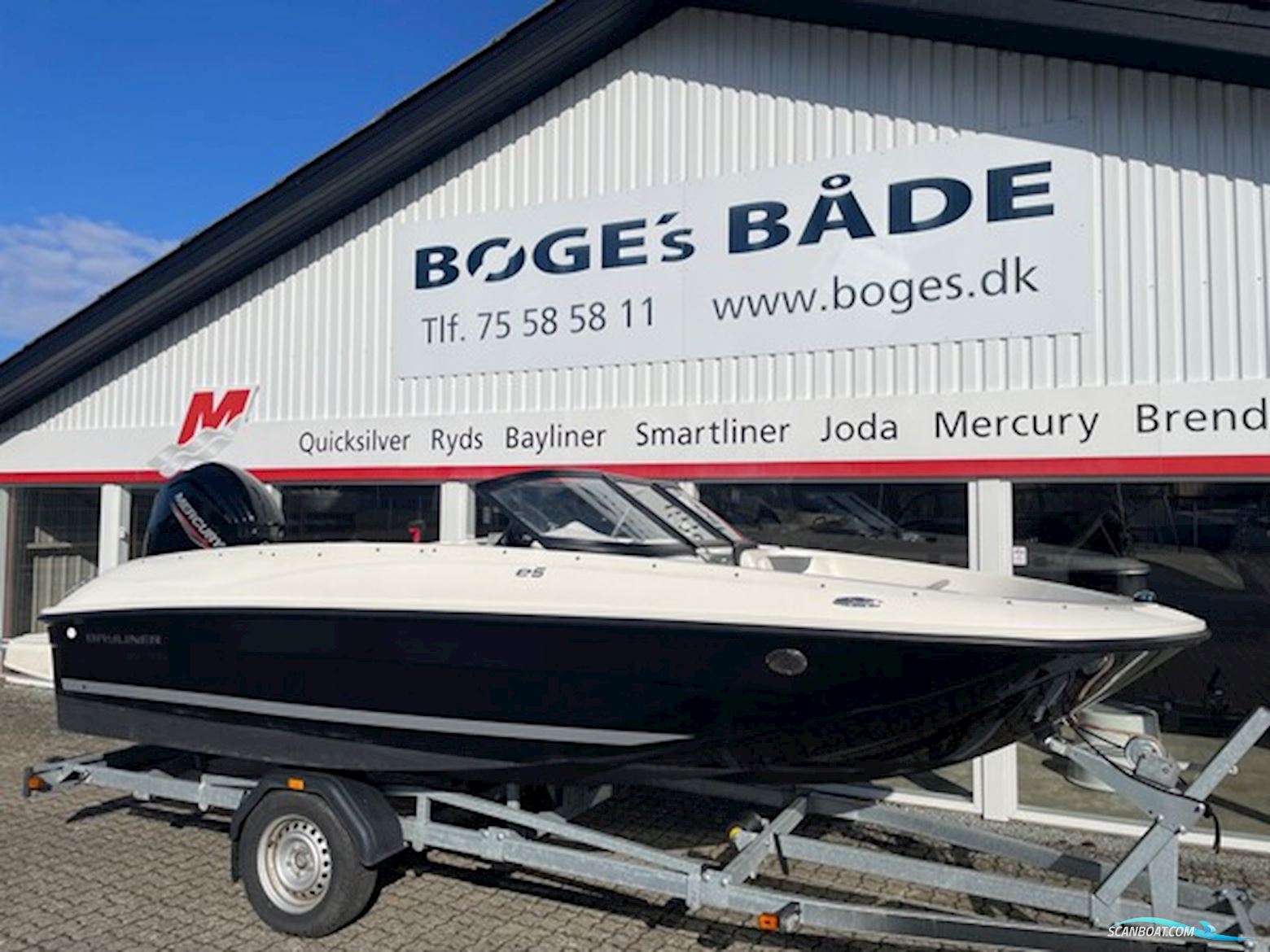Bayliner E5 Med Mercury F80 Elpt Efi og Brenderup 201300B