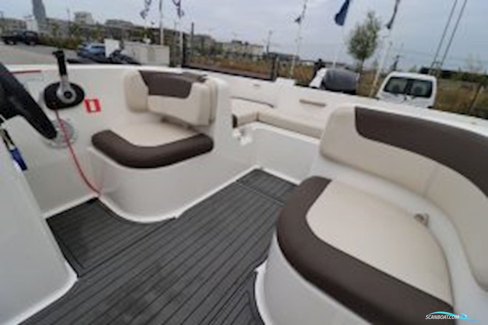 Bayliner Element E-16