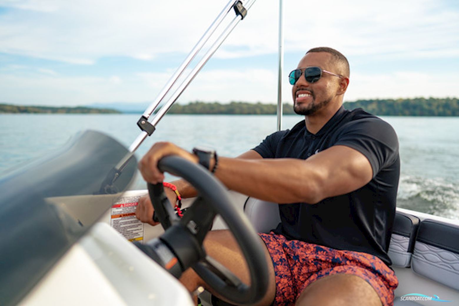 Bayliner M15 med Mercury F60 ELPT-EFI og udstyr