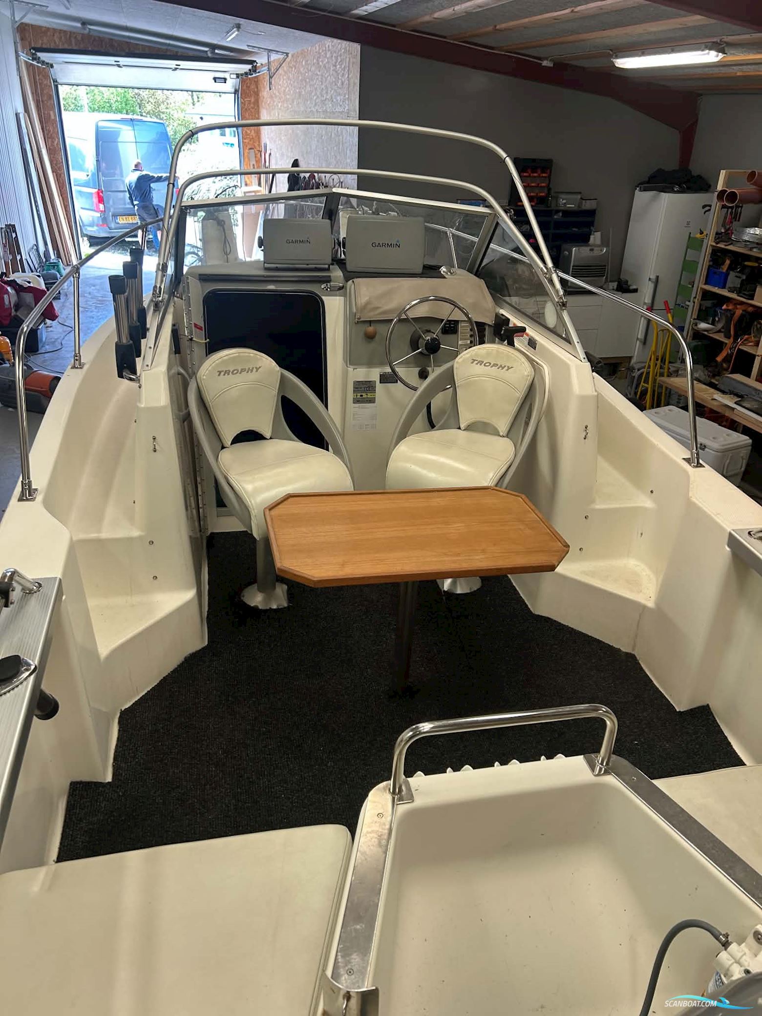 Bayliner Trophy