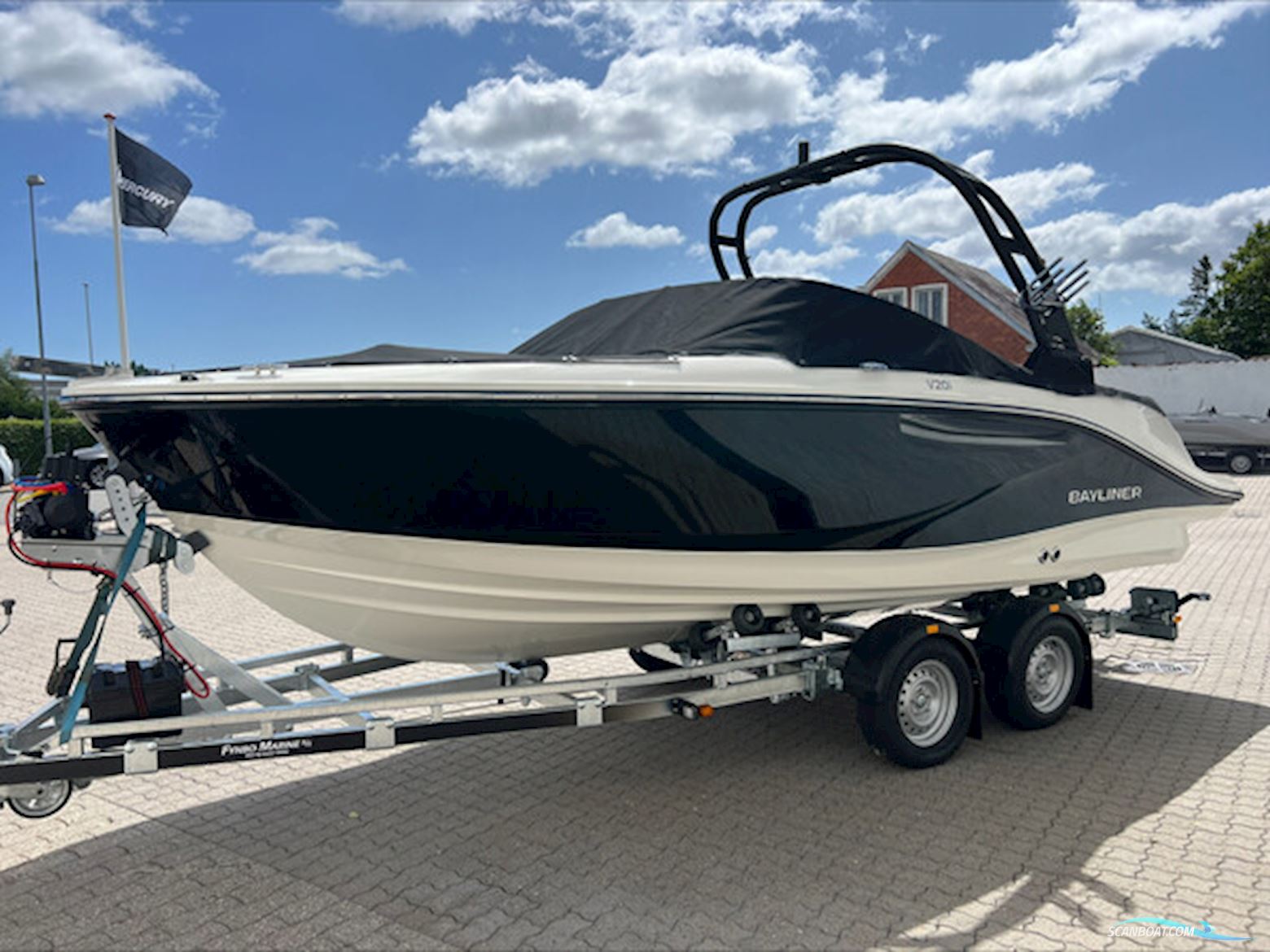 Bayliner V20i, Mercruiser 250 HK V6 4.5 Mpi...Solgt