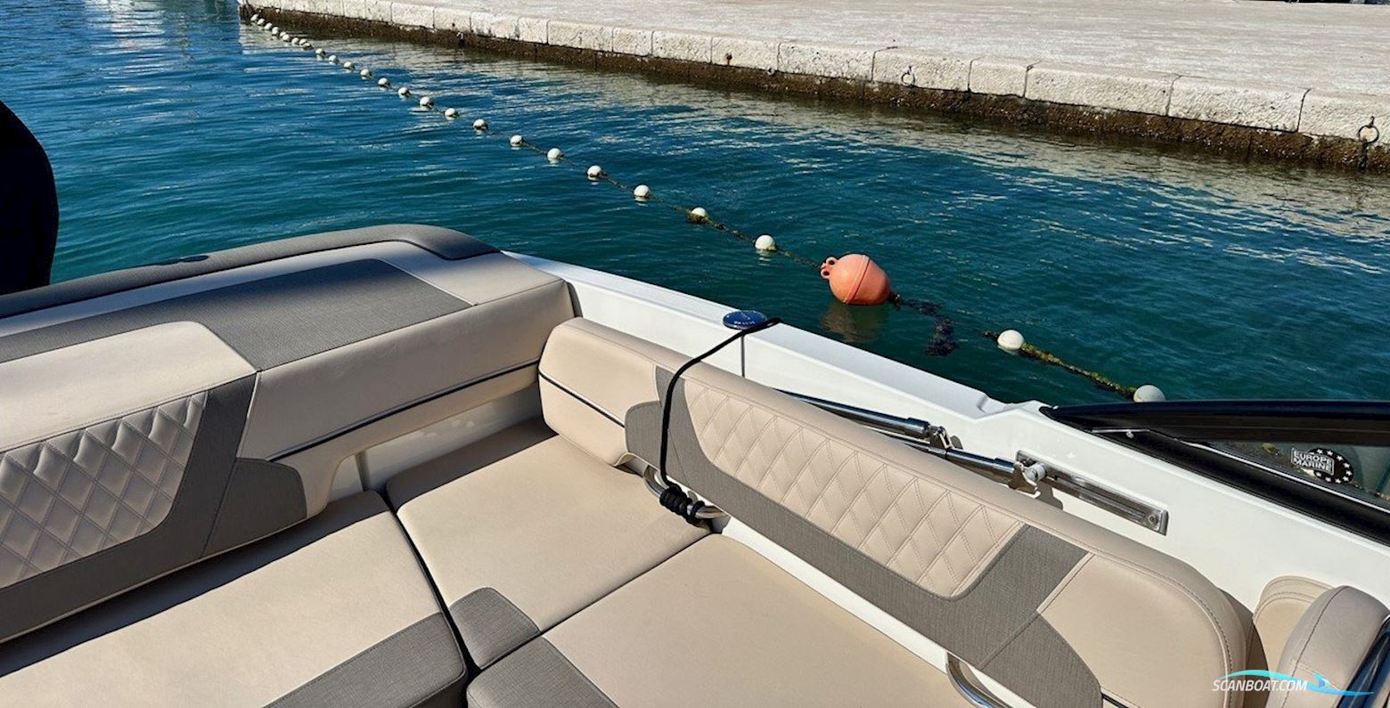 Bayliner VR 6 Cuddy - Mercury F225