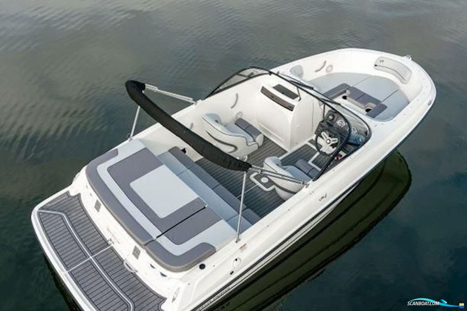 Bayliner VR4 OB Motorboot 2024, Dänemark