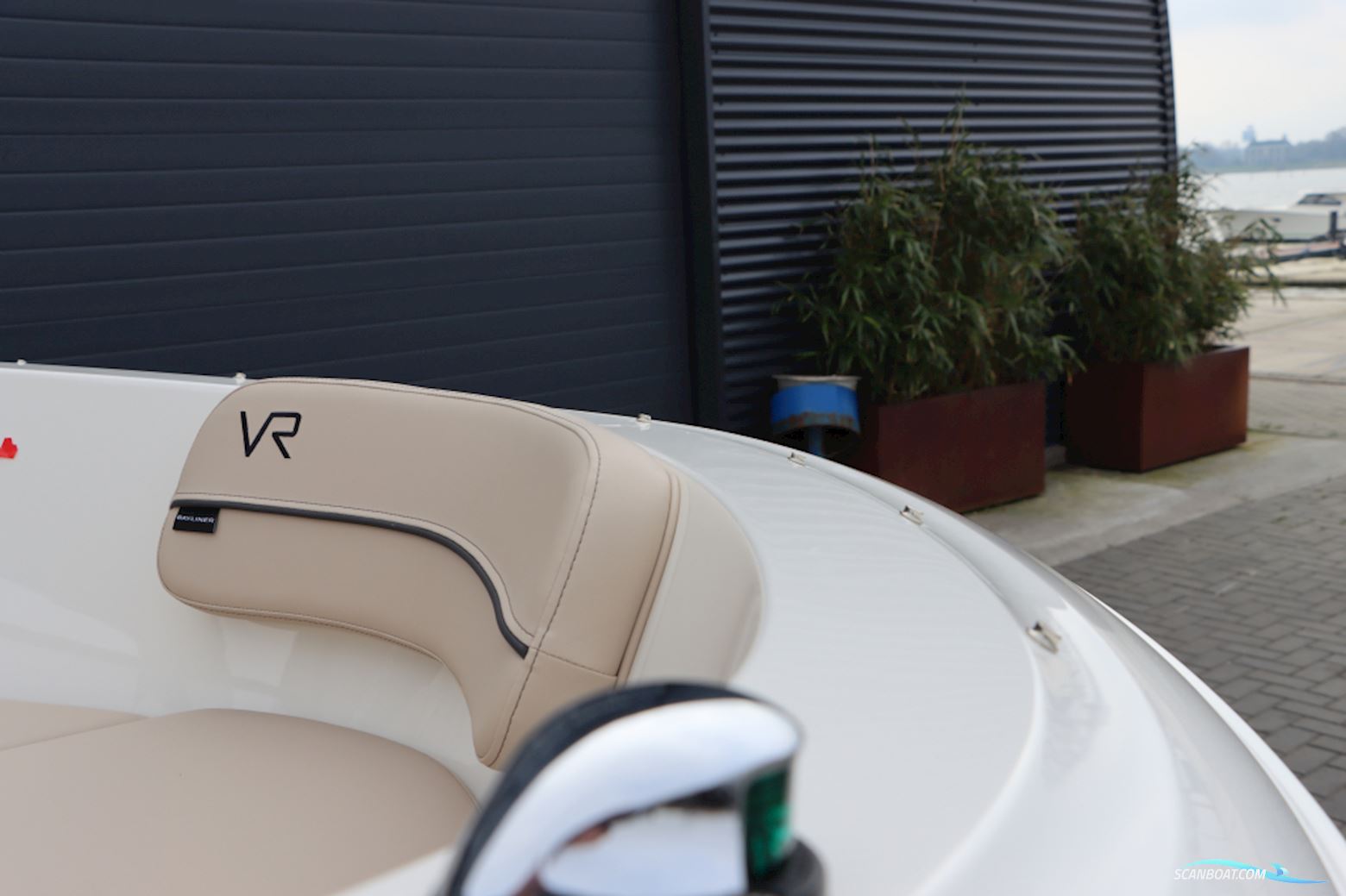 Bayliner VR4 Outboard