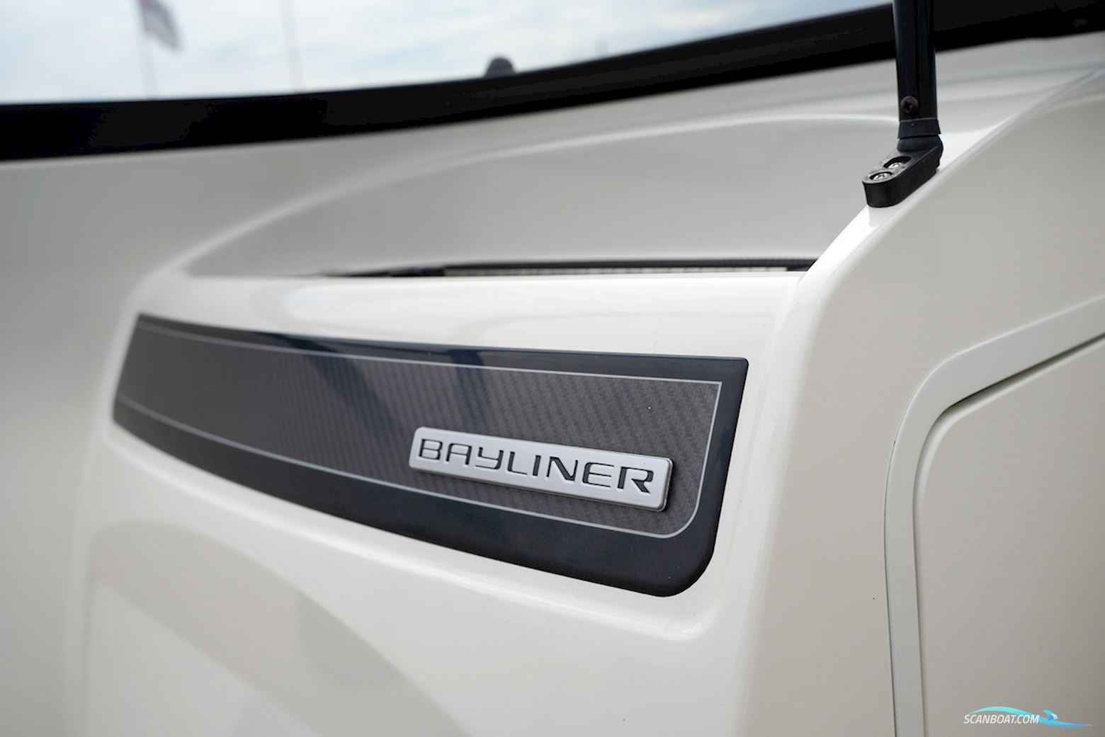 Bayliner VR4