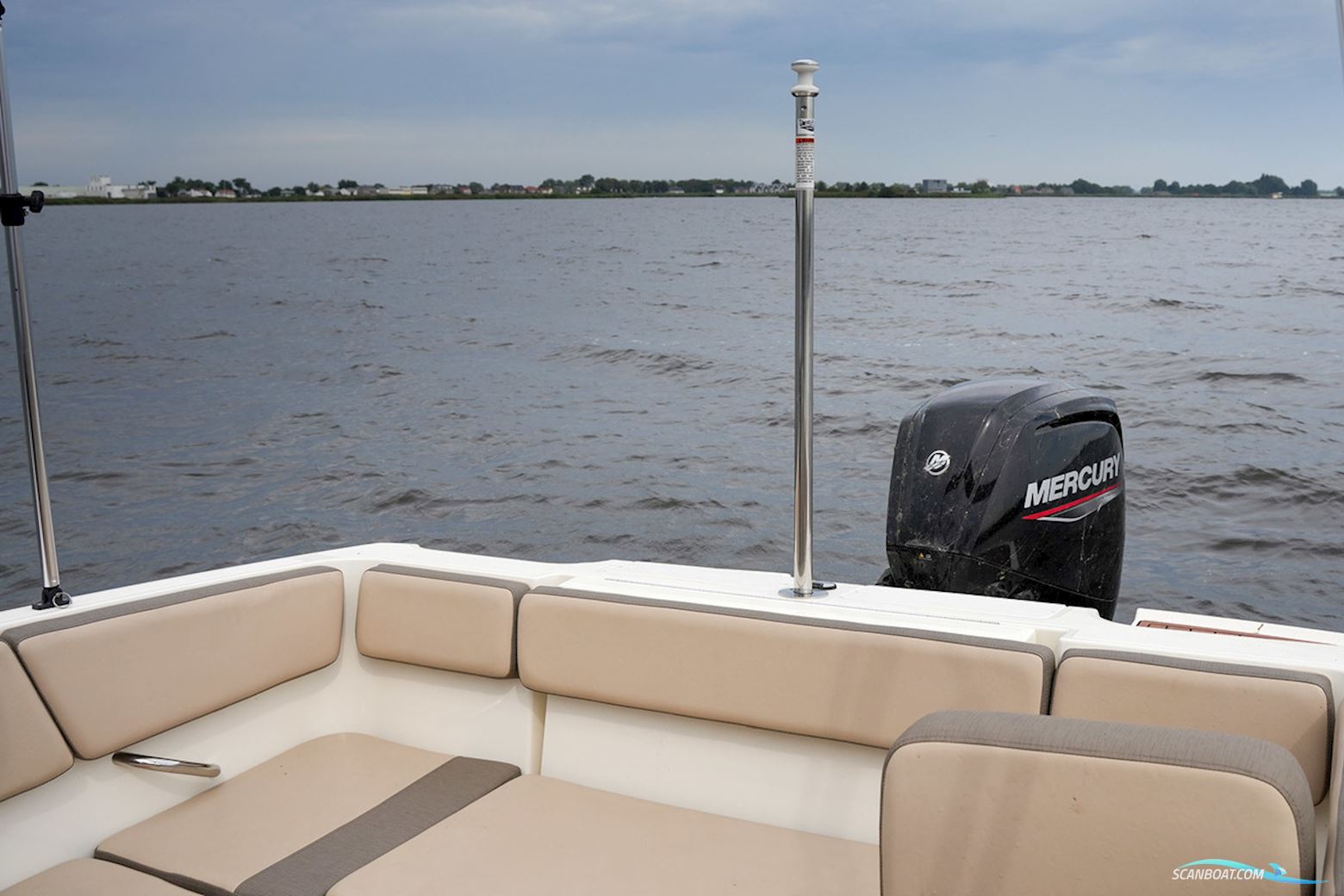 Bayliner VR4