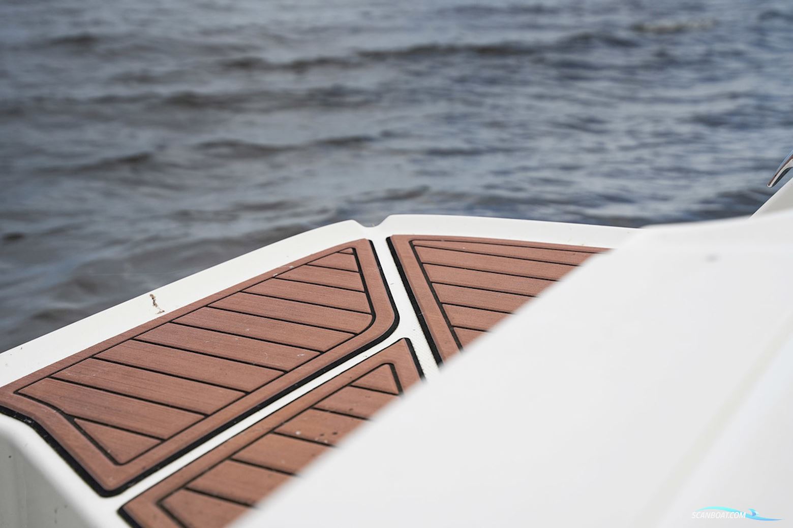 Bayliner VR4