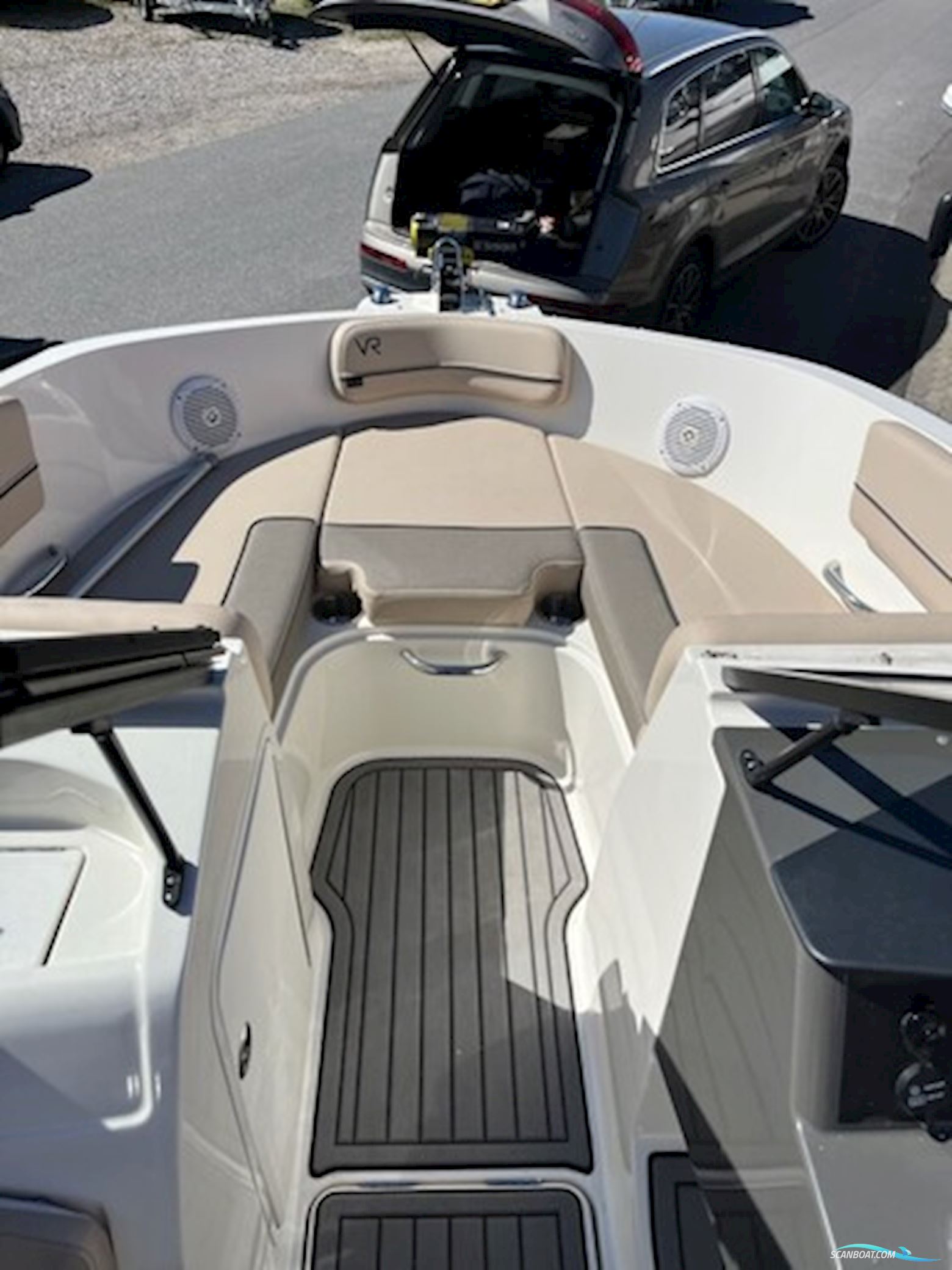 Bayliner VR5 Bowrider 