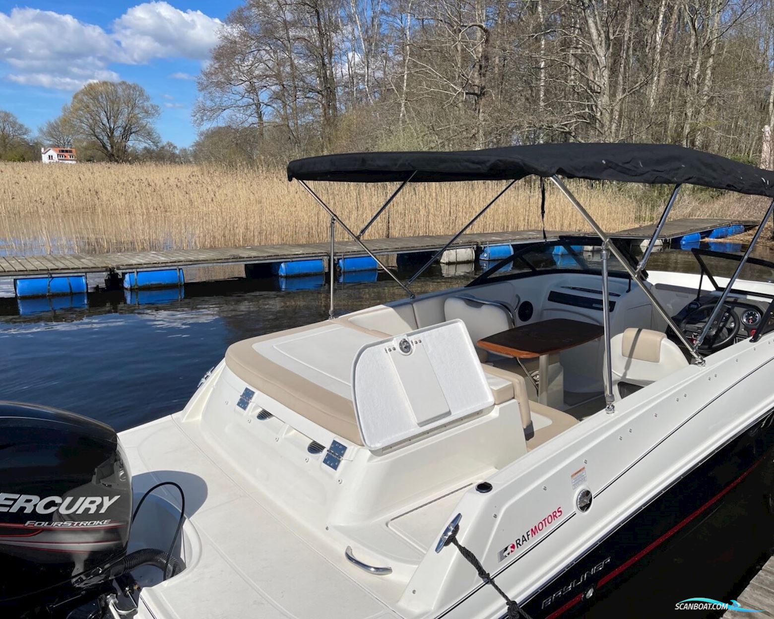 Bayliner VR5 Bowrider