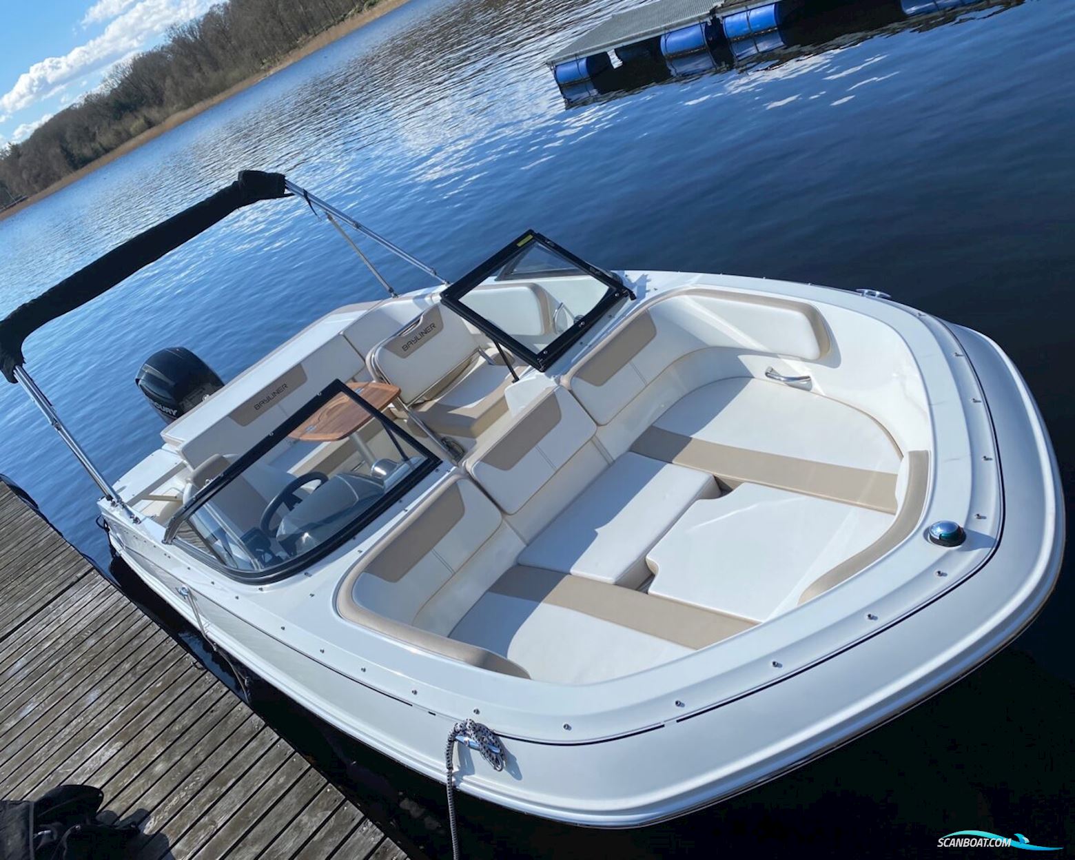 Bayliner VR5 Bowrider