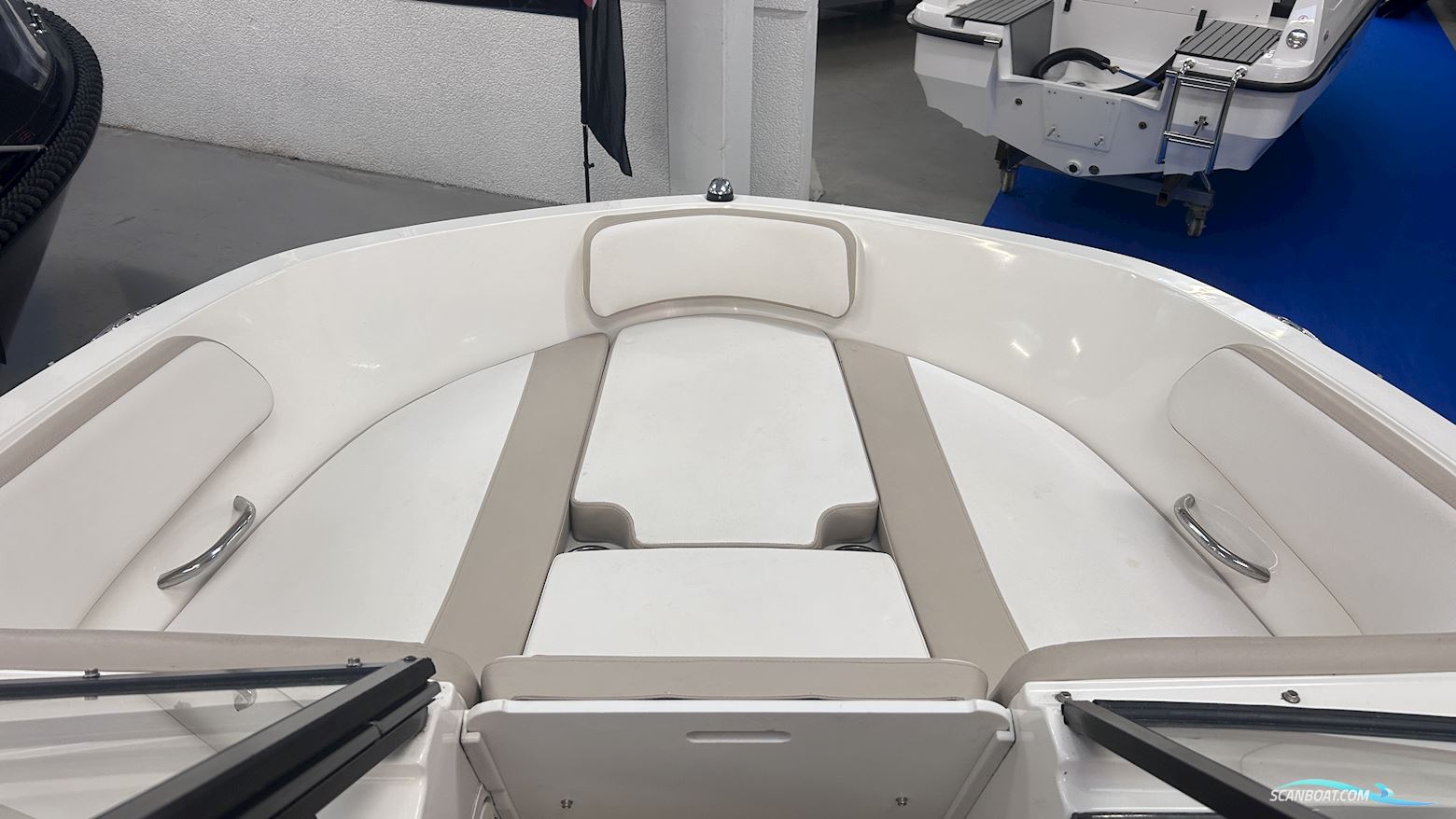 Bayliner VR5 Bowrider