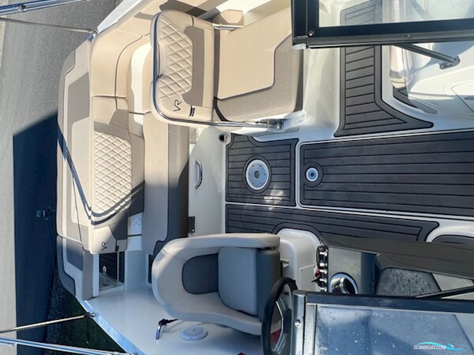 Bayliner VR5 Bowrider