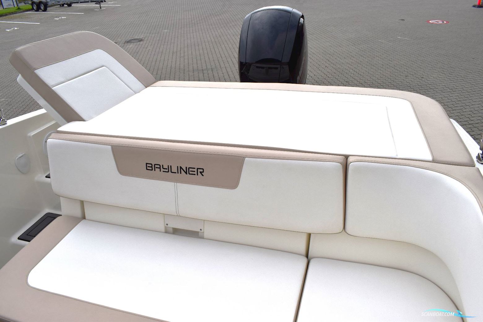 Bayliner VR5 Cuddy - Mercury F150 HK/Udstyr