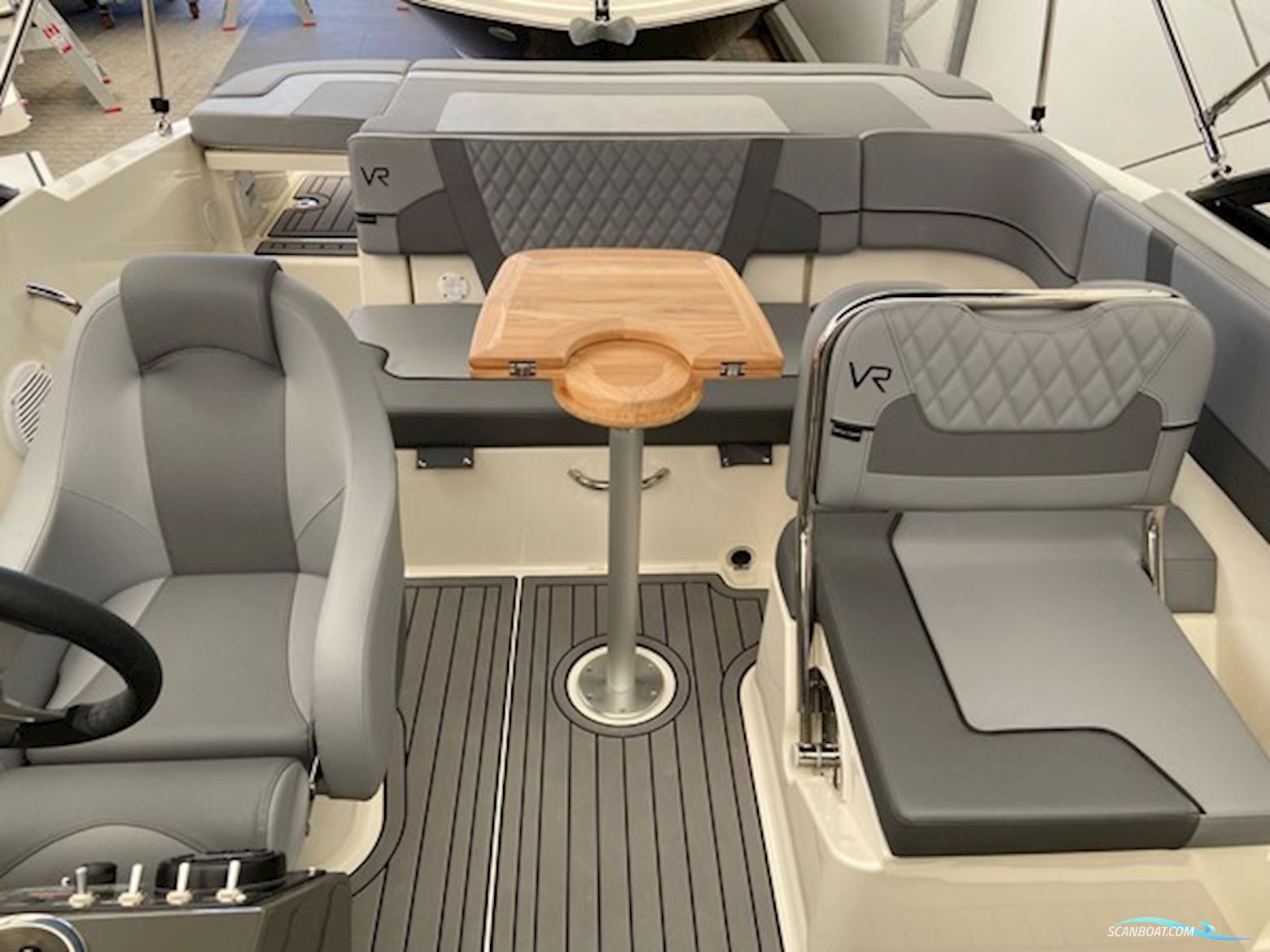 Bayliner VR5 Cuddy, MerCruiser 4.5L MPI...SOLGT