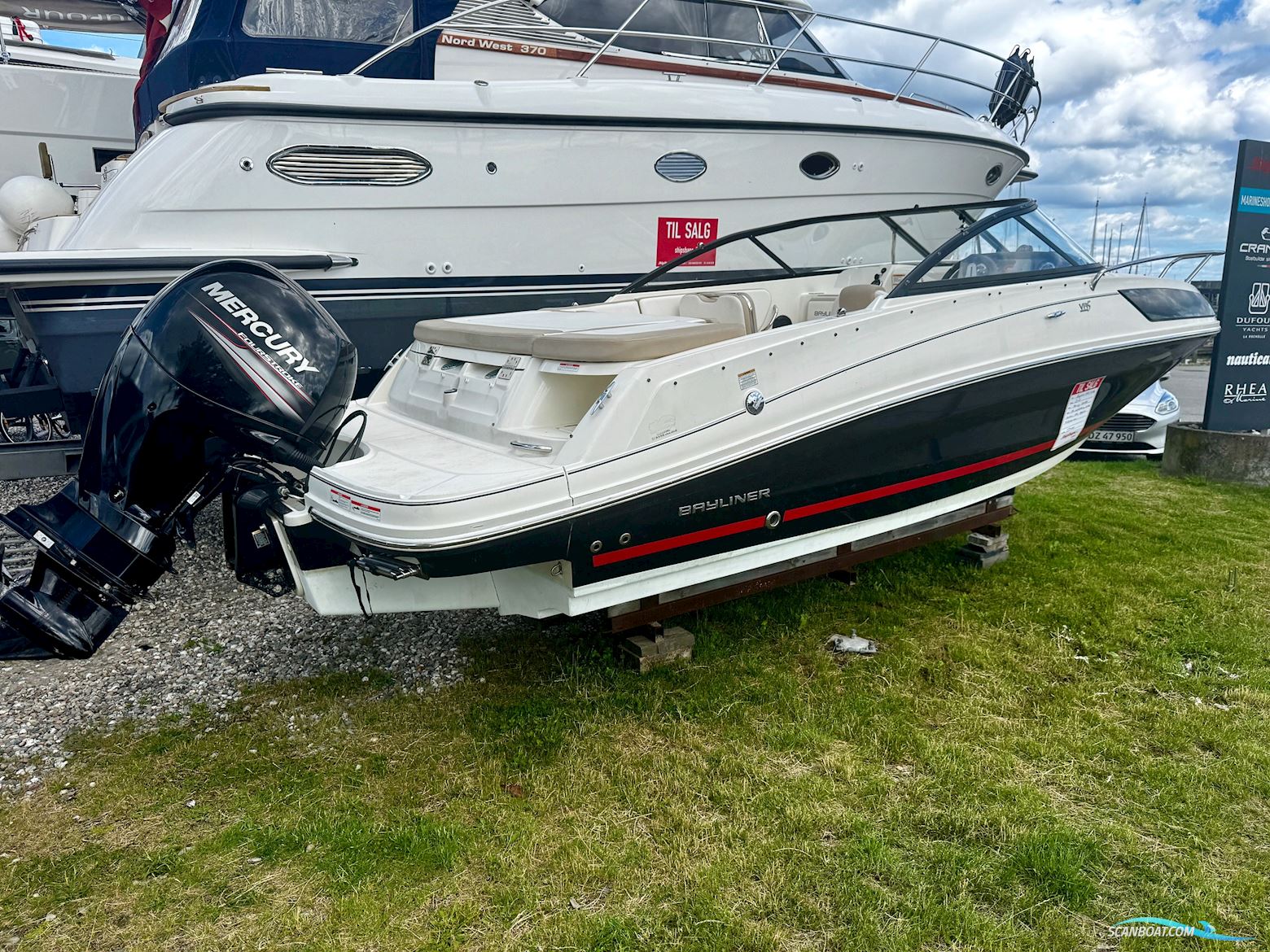 Bayliner VR5 Cuddy