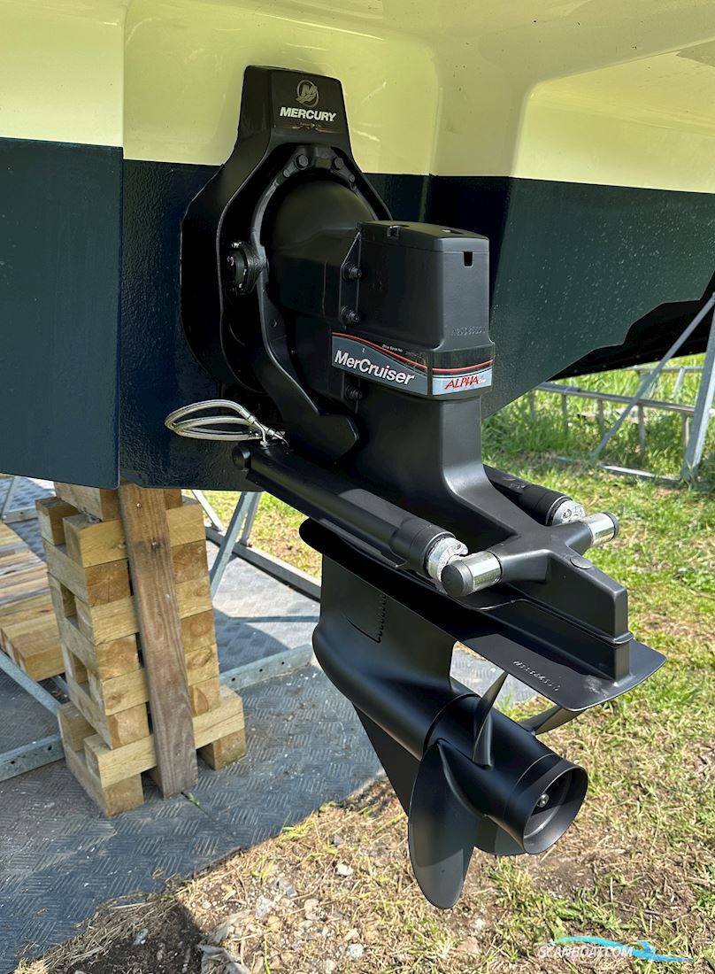 Bayliner VR6 - Mercruiser 4.5L