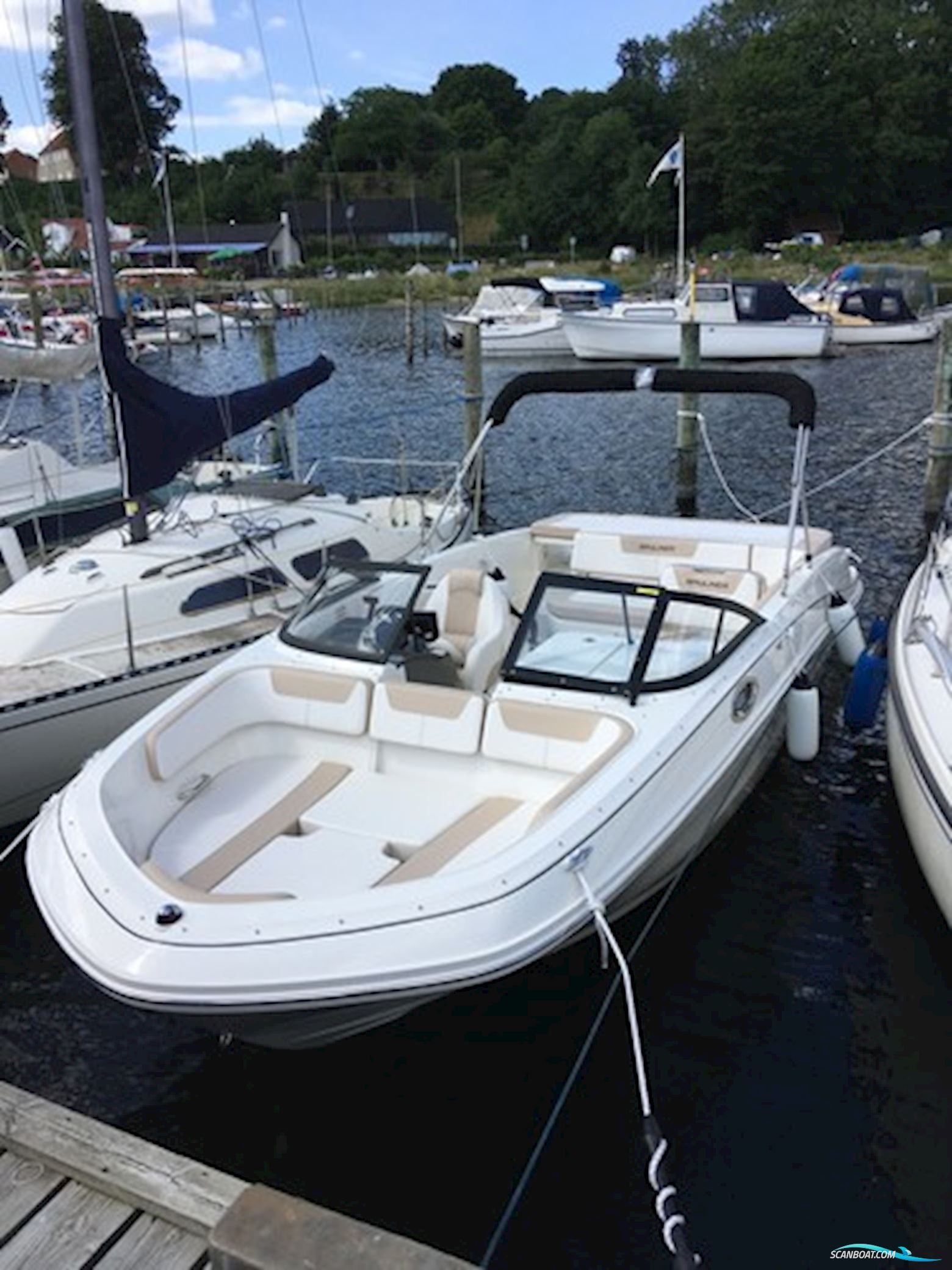 Bayliner VR6 Bowrider Motorboot 2018, mit Mercruiser motor, Dänemark