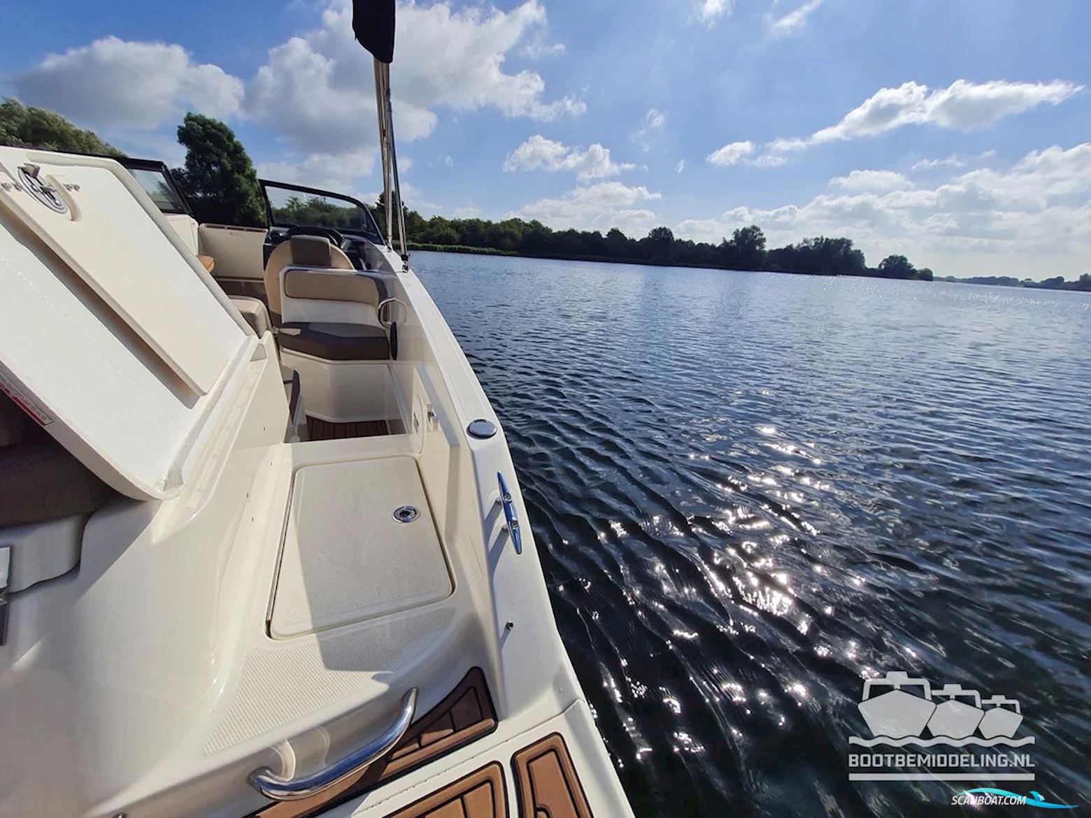 Bayliner VR6 Bowrider