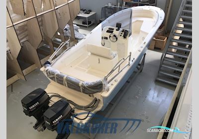 Bazzerla Fl 765 Motorboot 2019, mit Yamaha 9AETOL motor, Italien