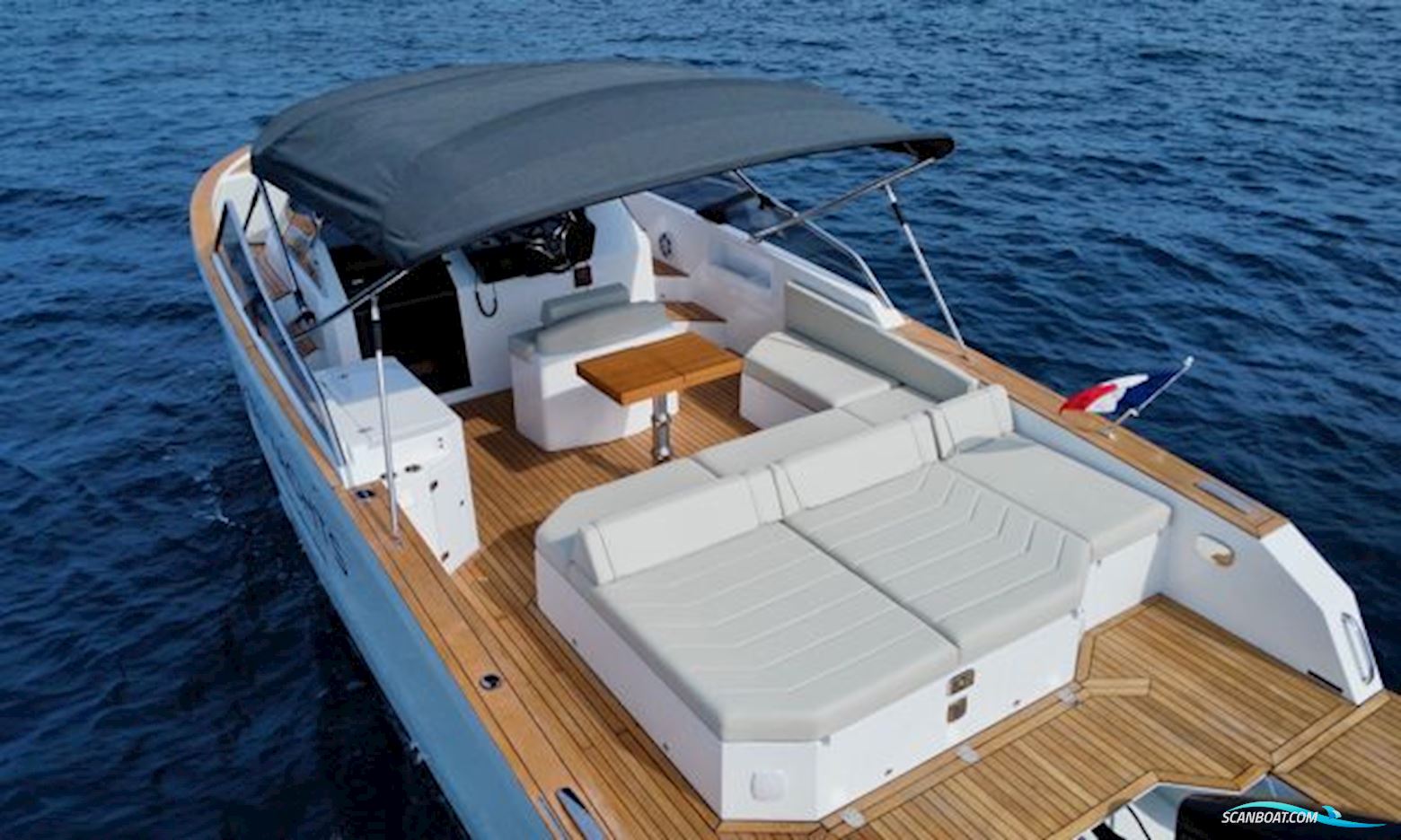 BB Yachts BB35 ELBA outboard
