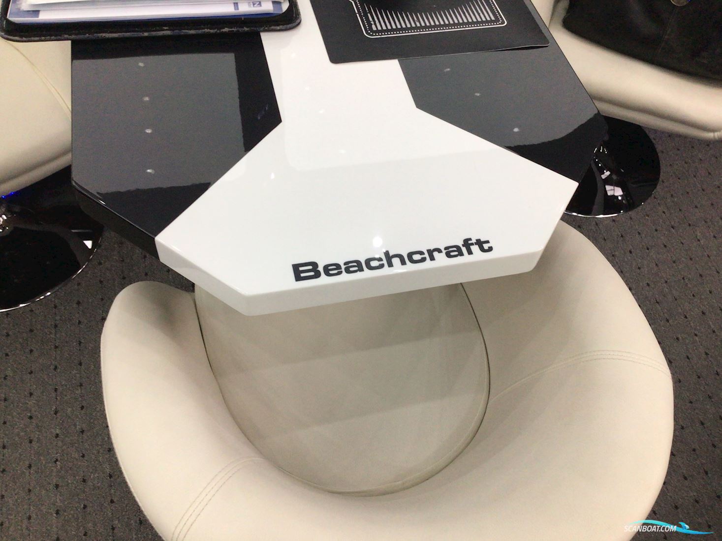 Beachcraft 10.50 AK Cabrio