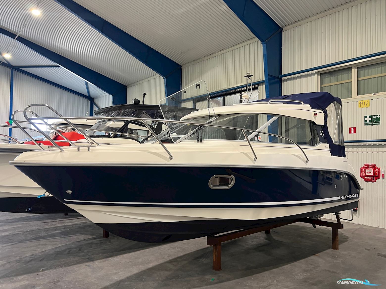 Begagnad Aquador 22 C -11