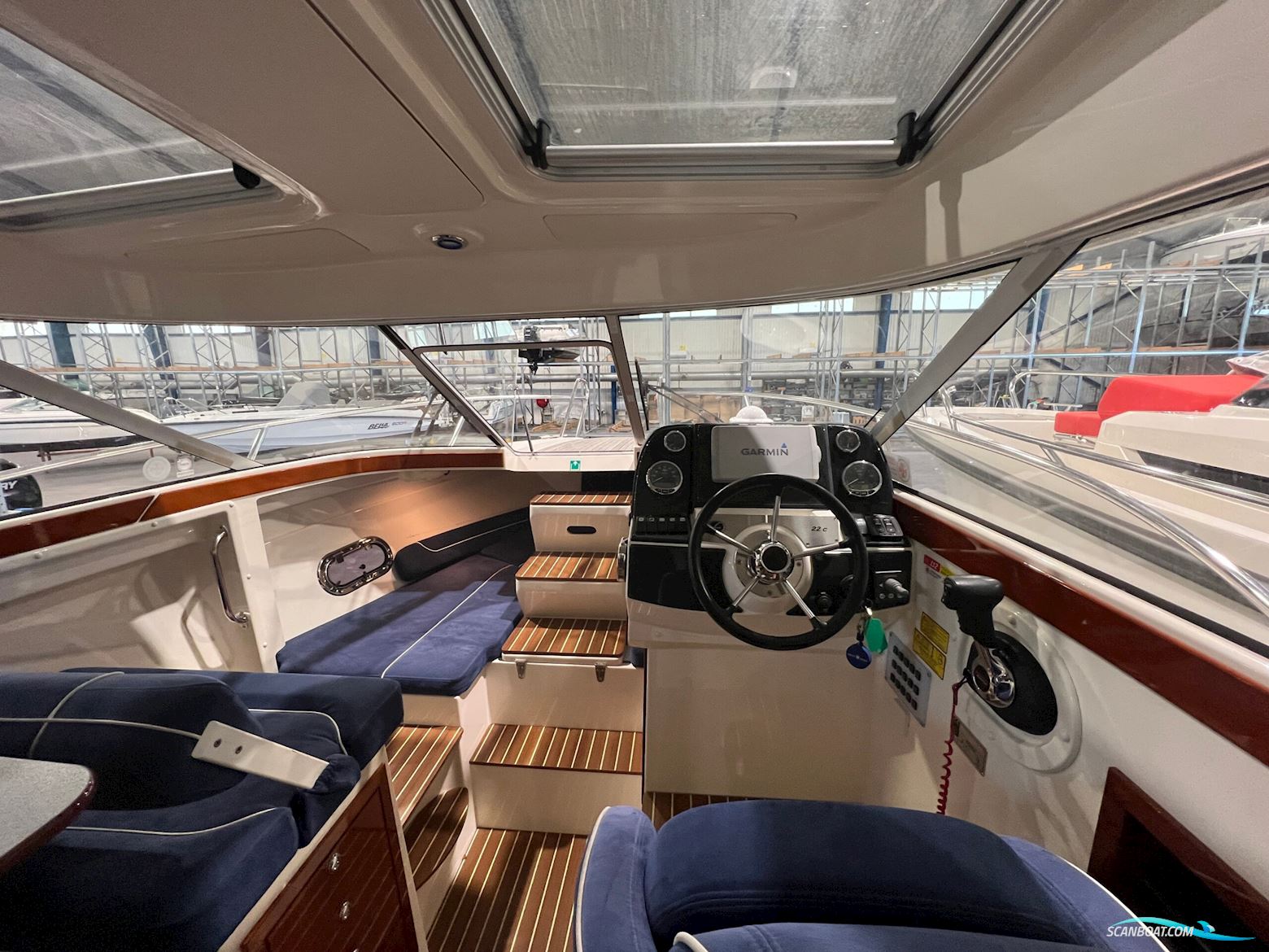 Begagnad Aquador 22 C -11