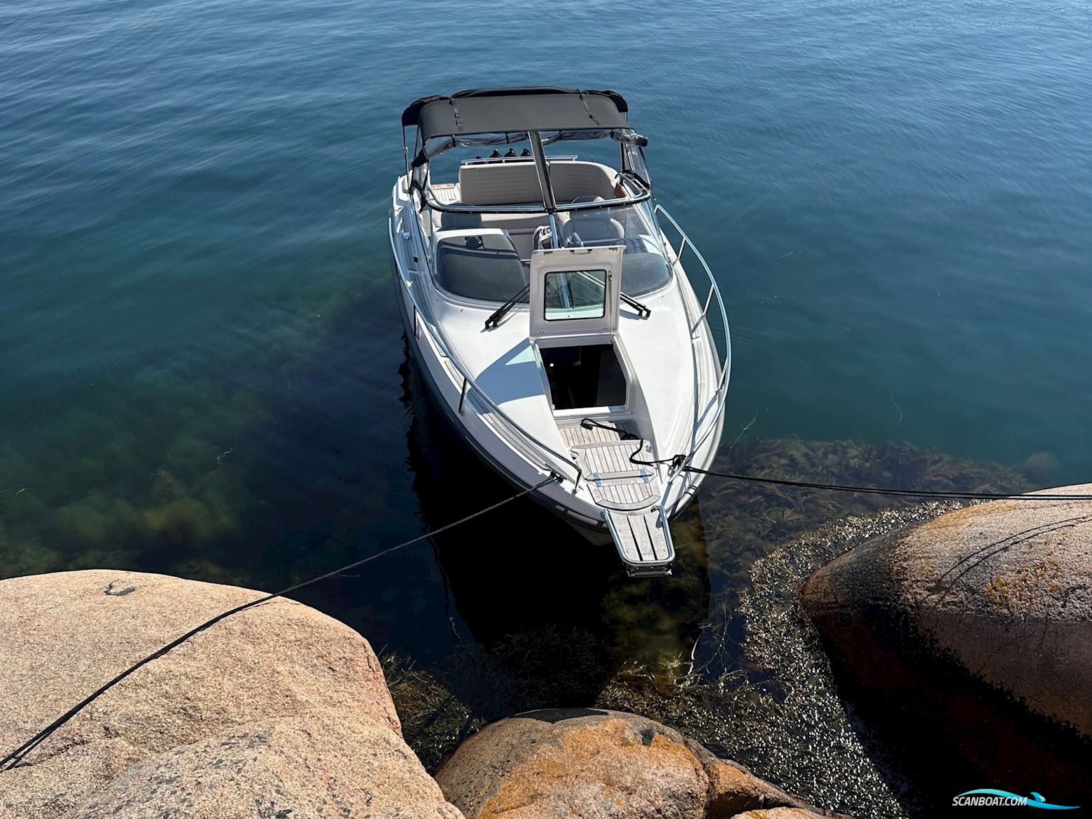 Begagnad Aquador 25 DC -20 Motorboot 2024, Sweden