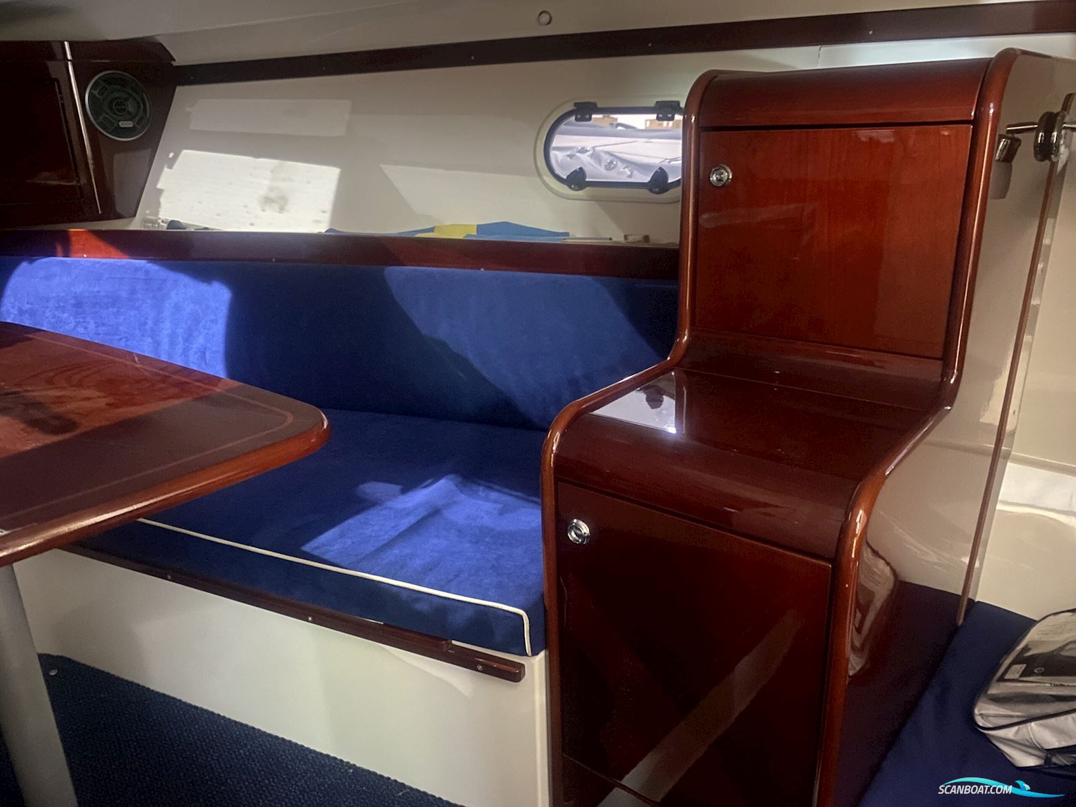 Begagnad Aquador 26 DC 2012