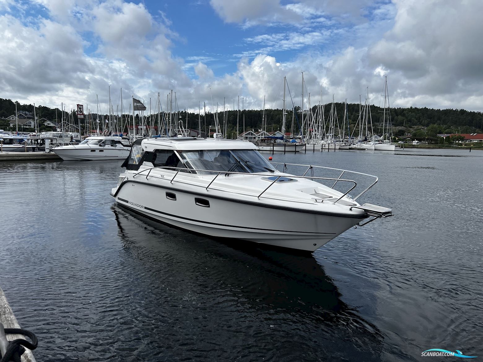 Begagnad Aquador 28 HT -21