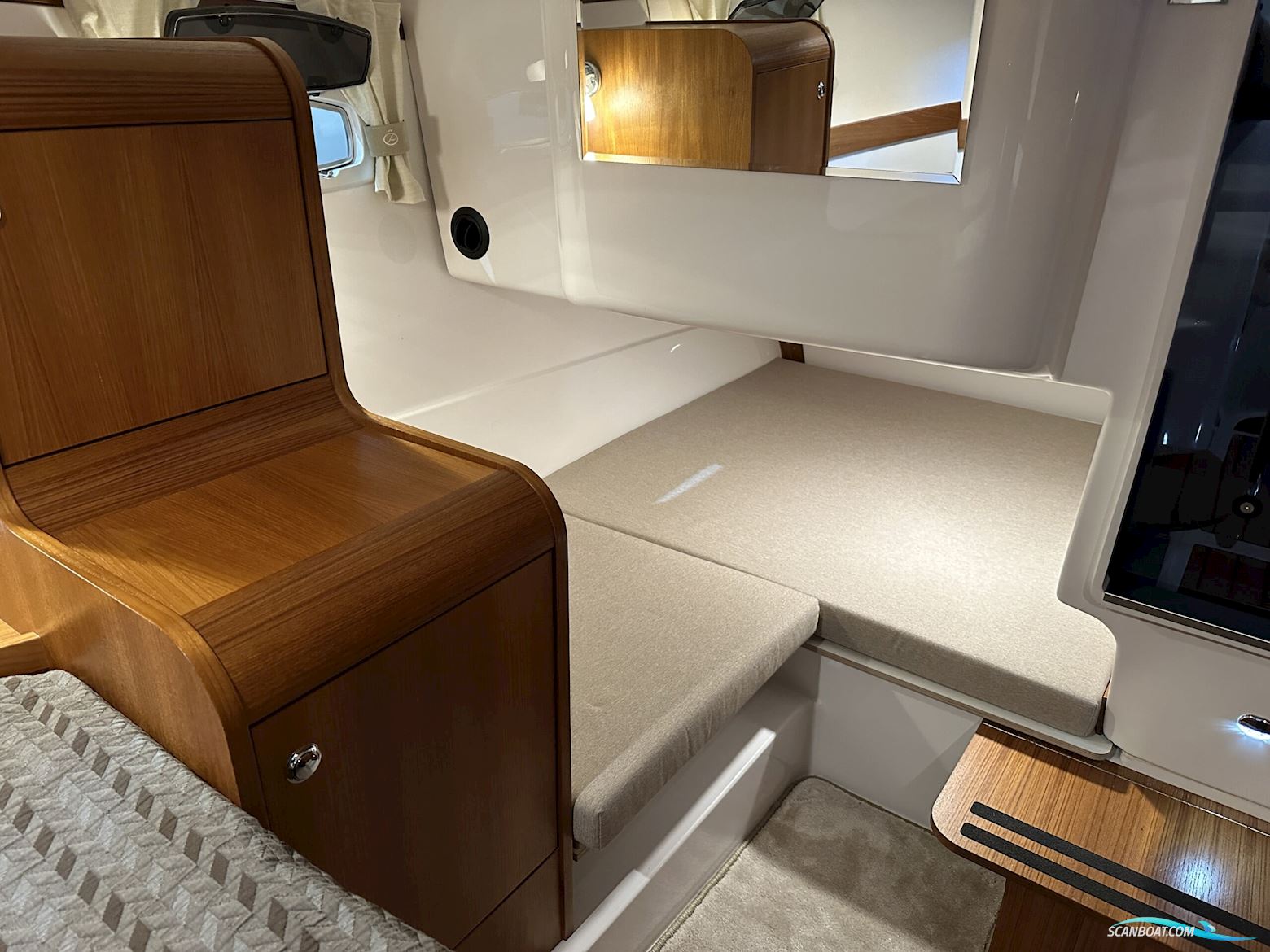 Begagnad Aquador 28 HT -21