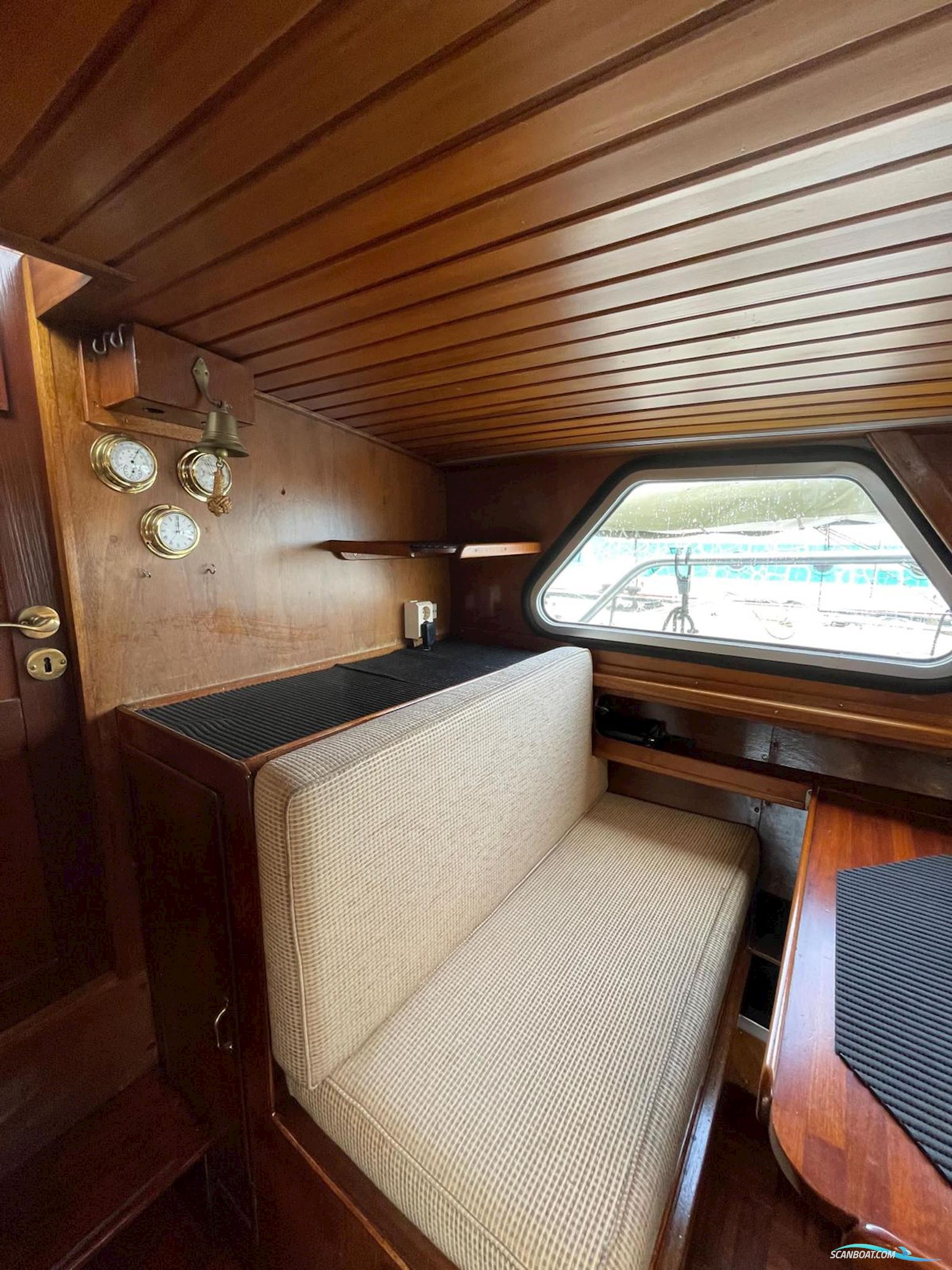 Beja Kruiser Silverbird 8.45 OK