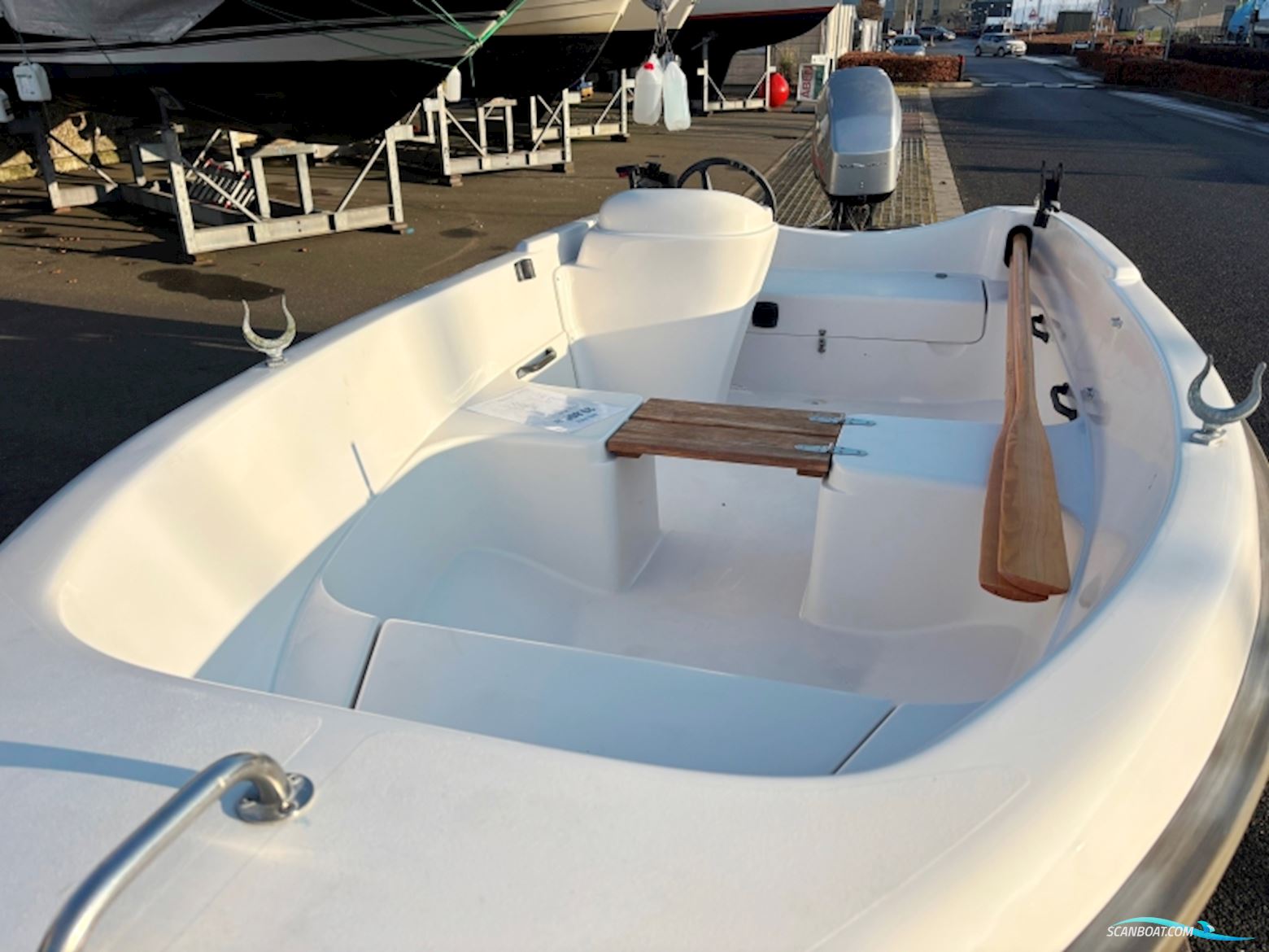 Bella 444 R Styrepultsbåd