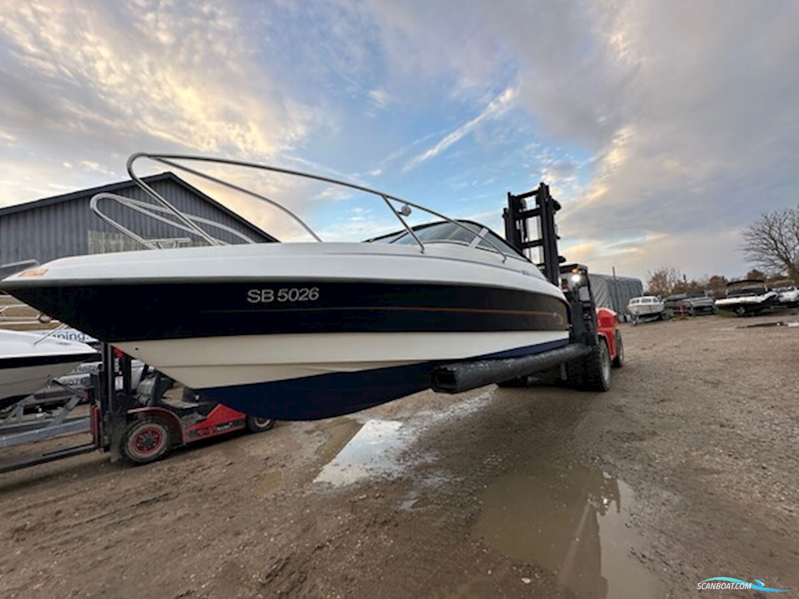Bella 620 DC – 2005 Med Mercury 115 HK Efi – 2018 • Super Velholdt Kvalitets-Dagcruiser