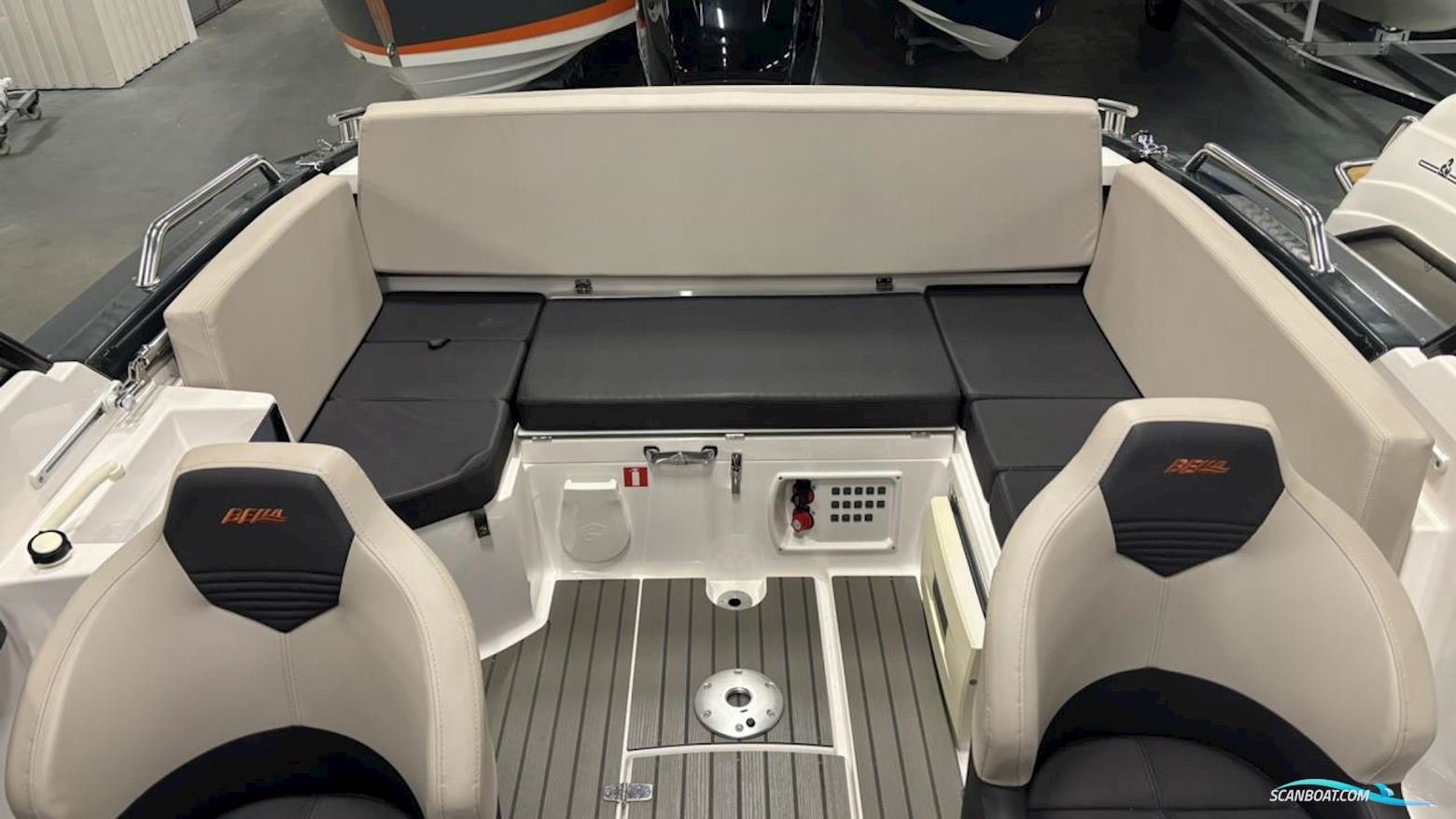 BELLA 700 BR