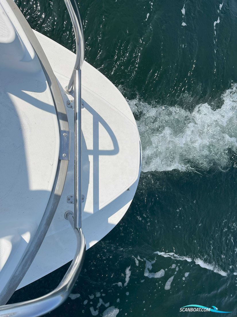 Bella 703 Med Bovpropel