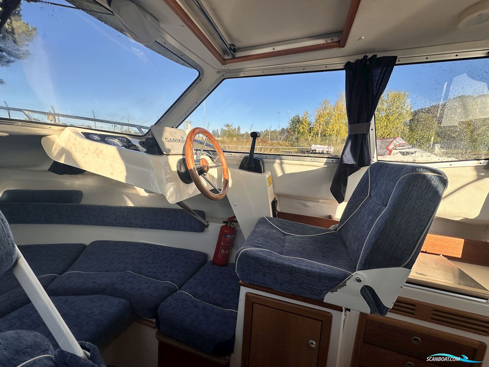 Bella 703