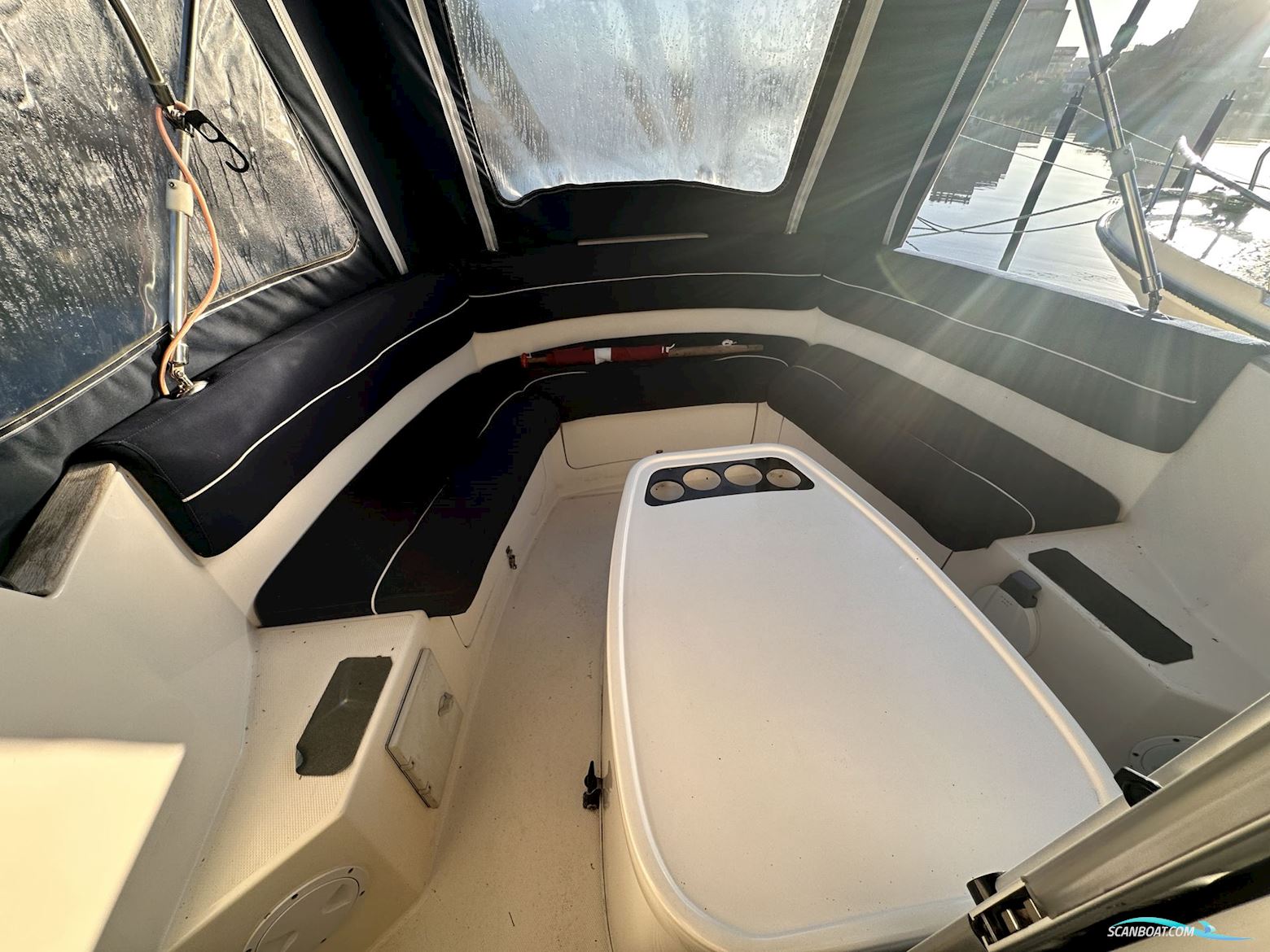 Bella 703