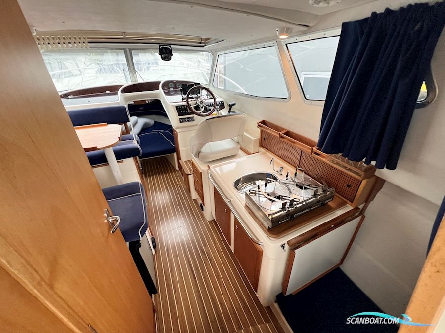Bella Falcon 26