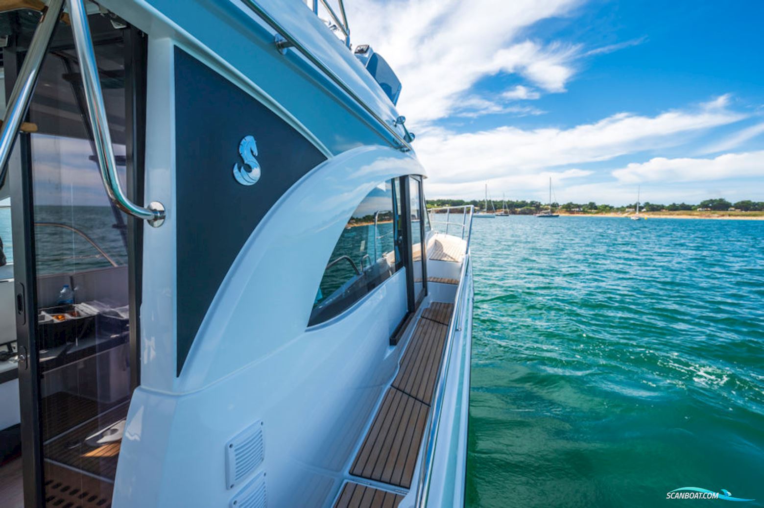 Beneteau Antares 11 Fly
